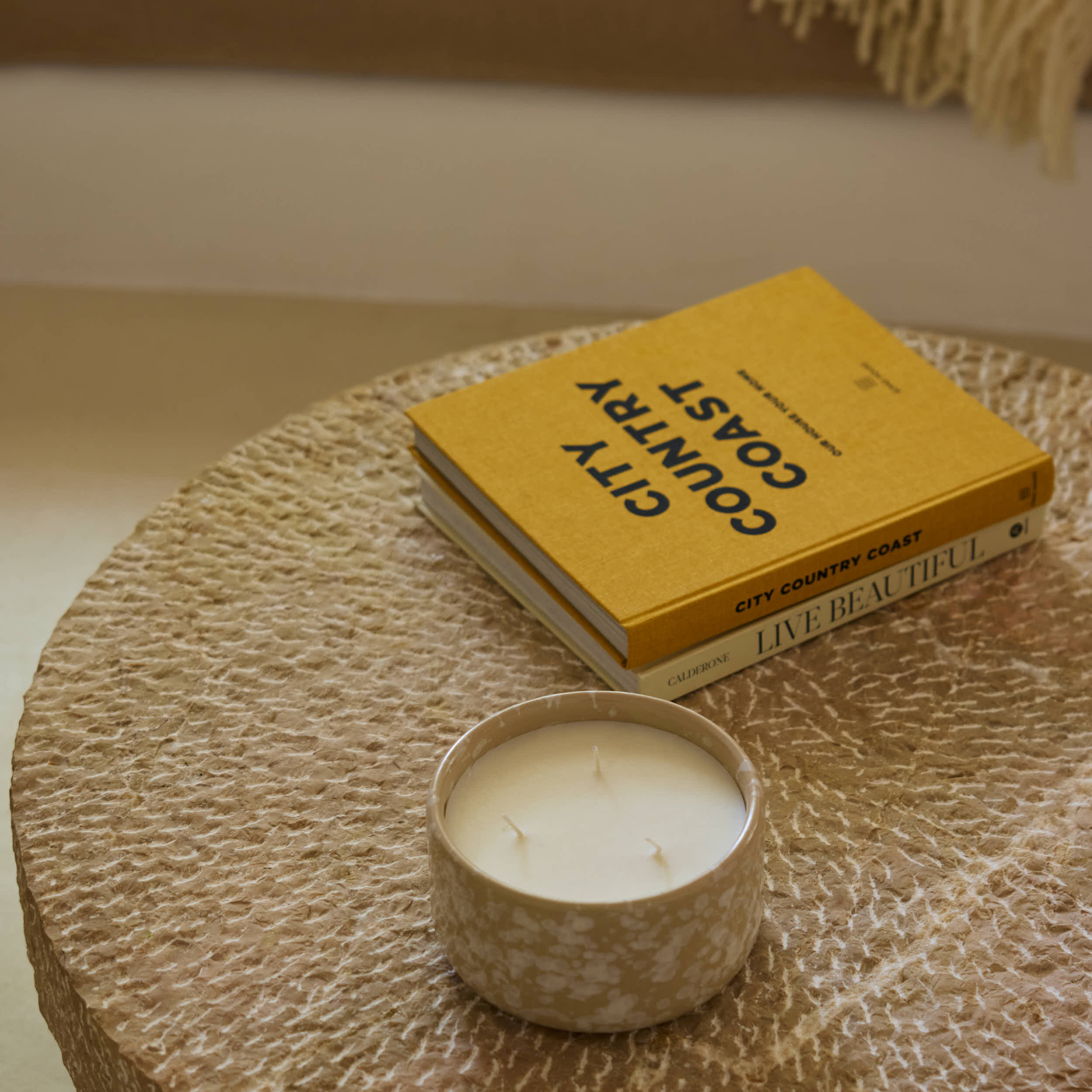 3-Wick Scented Candle Firewood Amber Pimento - Image 3