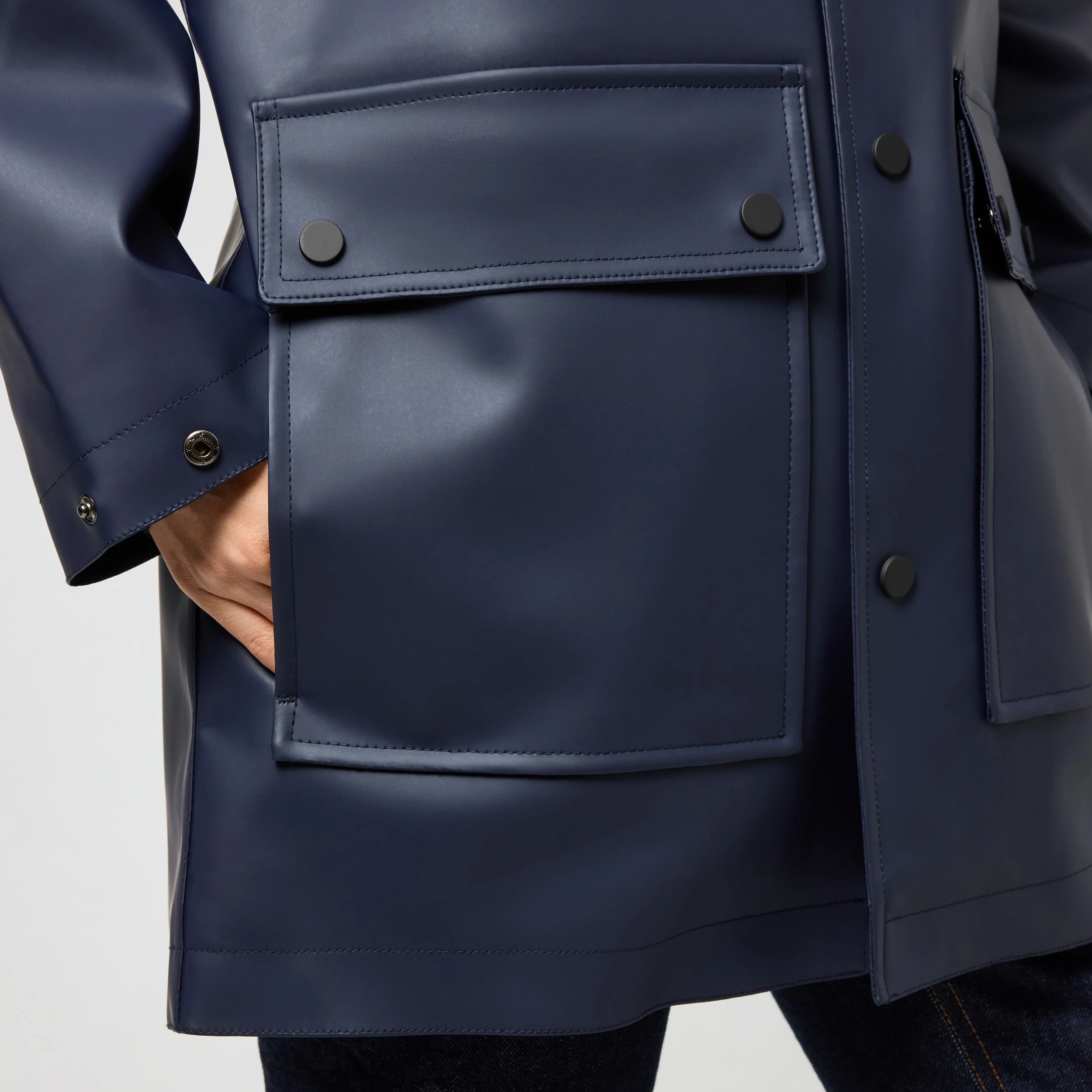 City Raincoat - Image 15