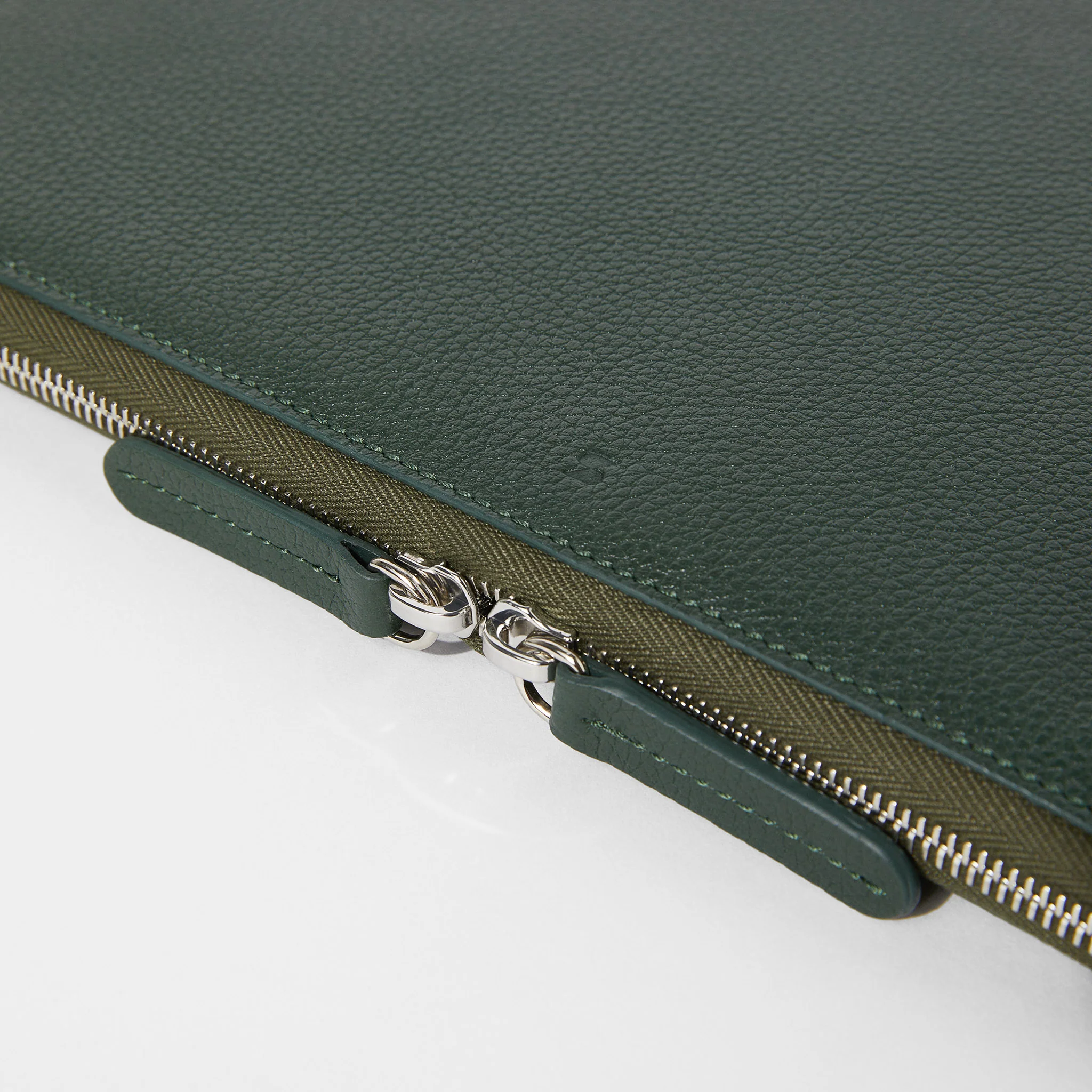 Full-Grain Leather Laptop Case - Image 17