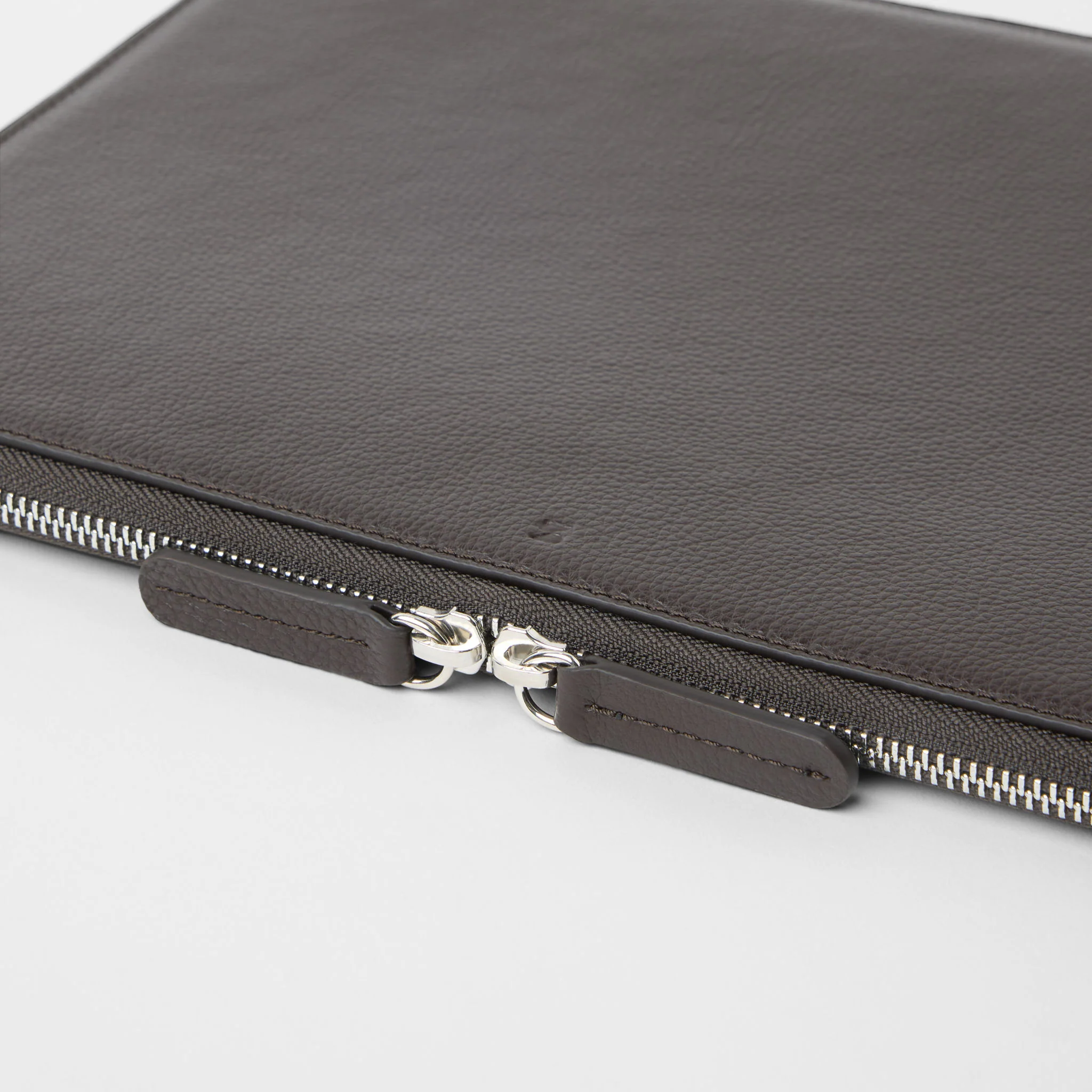 Full-Grain Leather Laptop Case - Image 2