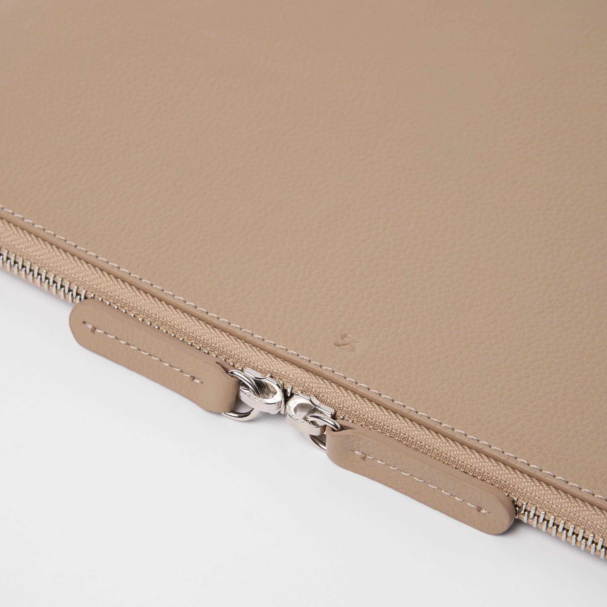 Full-Grain Leather Laptop Case - Image 22