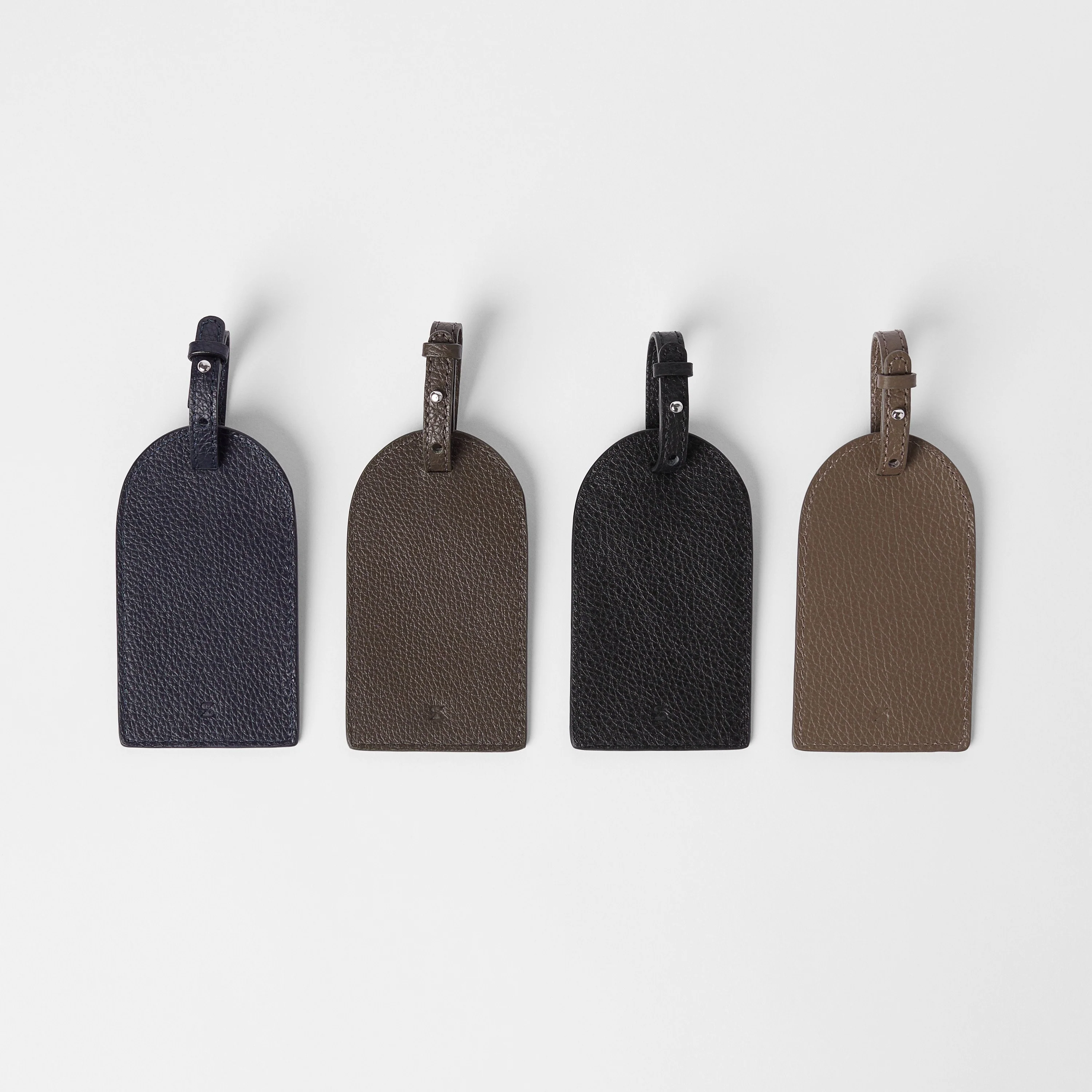 Full-Grain Leather Luggage Tag - Image 12