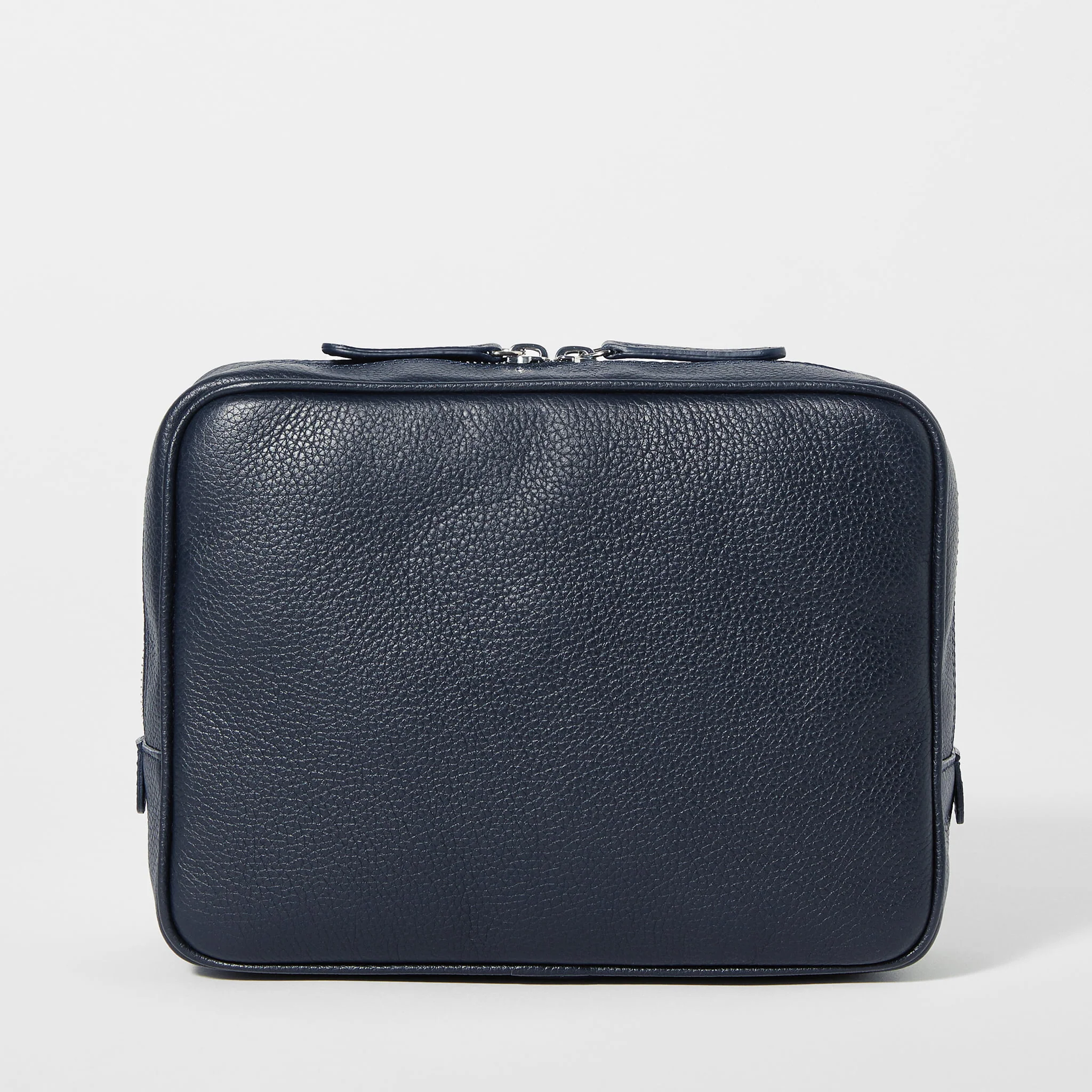 Full-Grain Leather Toiletry Bag - Image 8