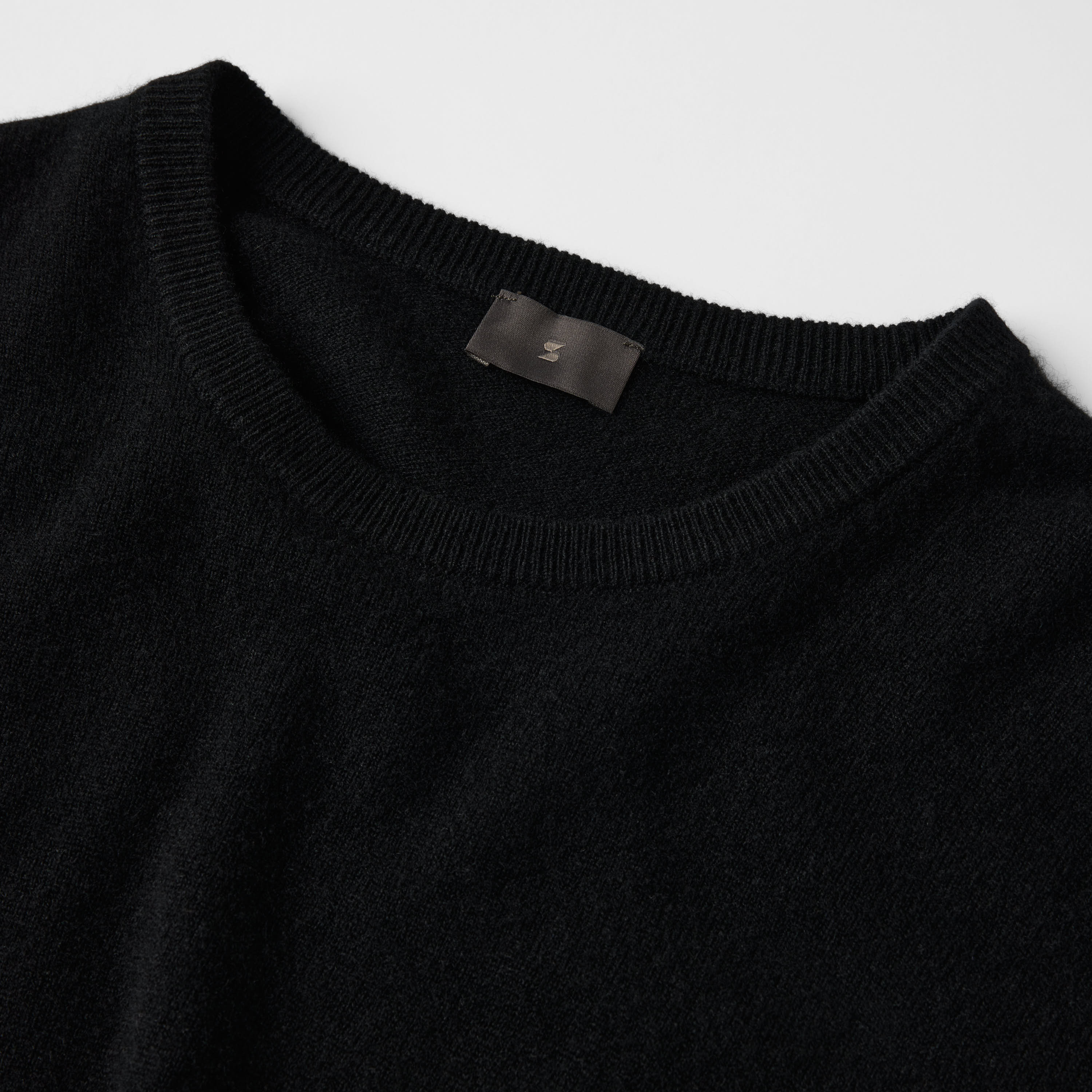 Men's Cashmere Crewneck Sweater - Image 23