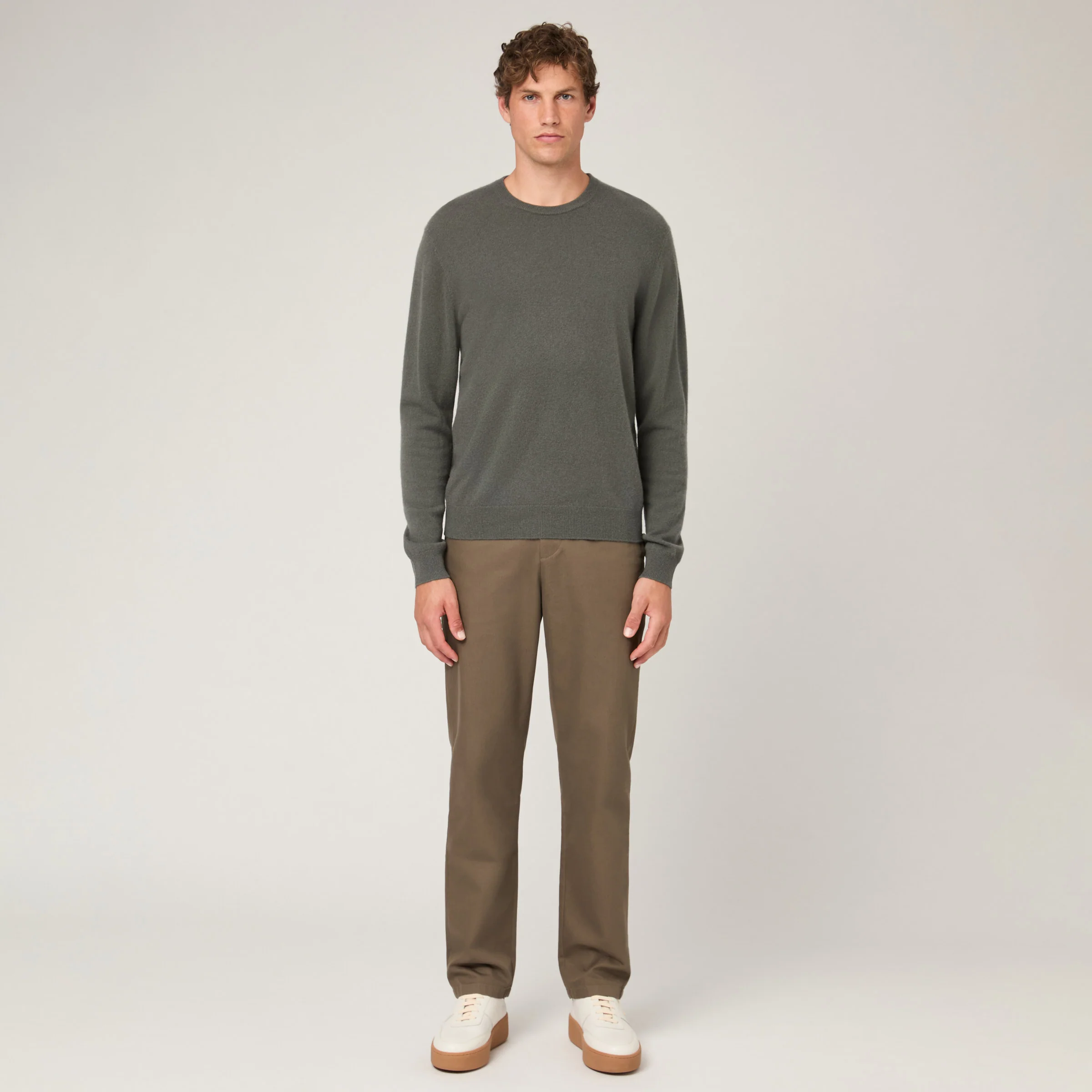 Men's Cashmere Crewneck Sweater - Image 2