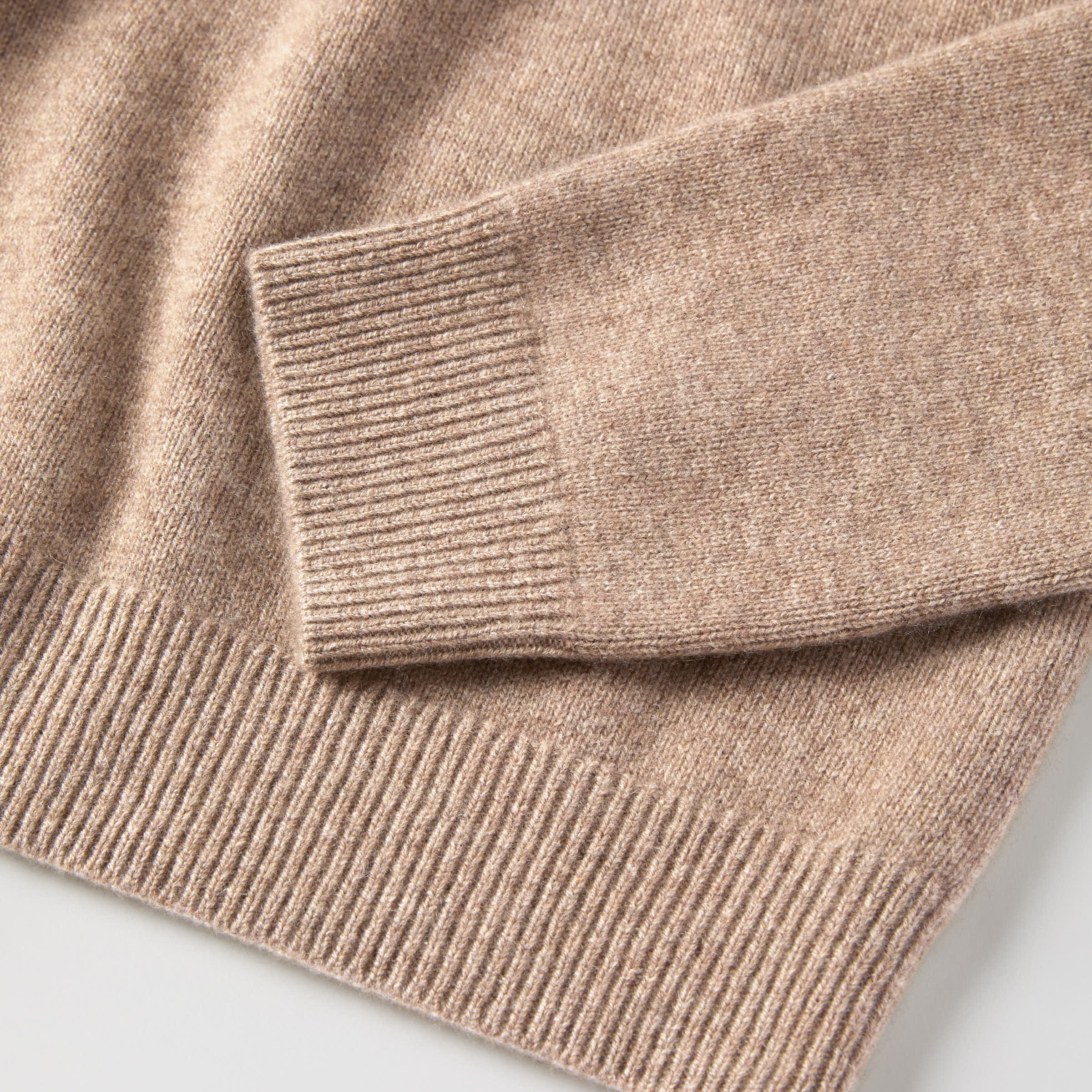 Men's Cashmere Half Zip Sweater - Image 8