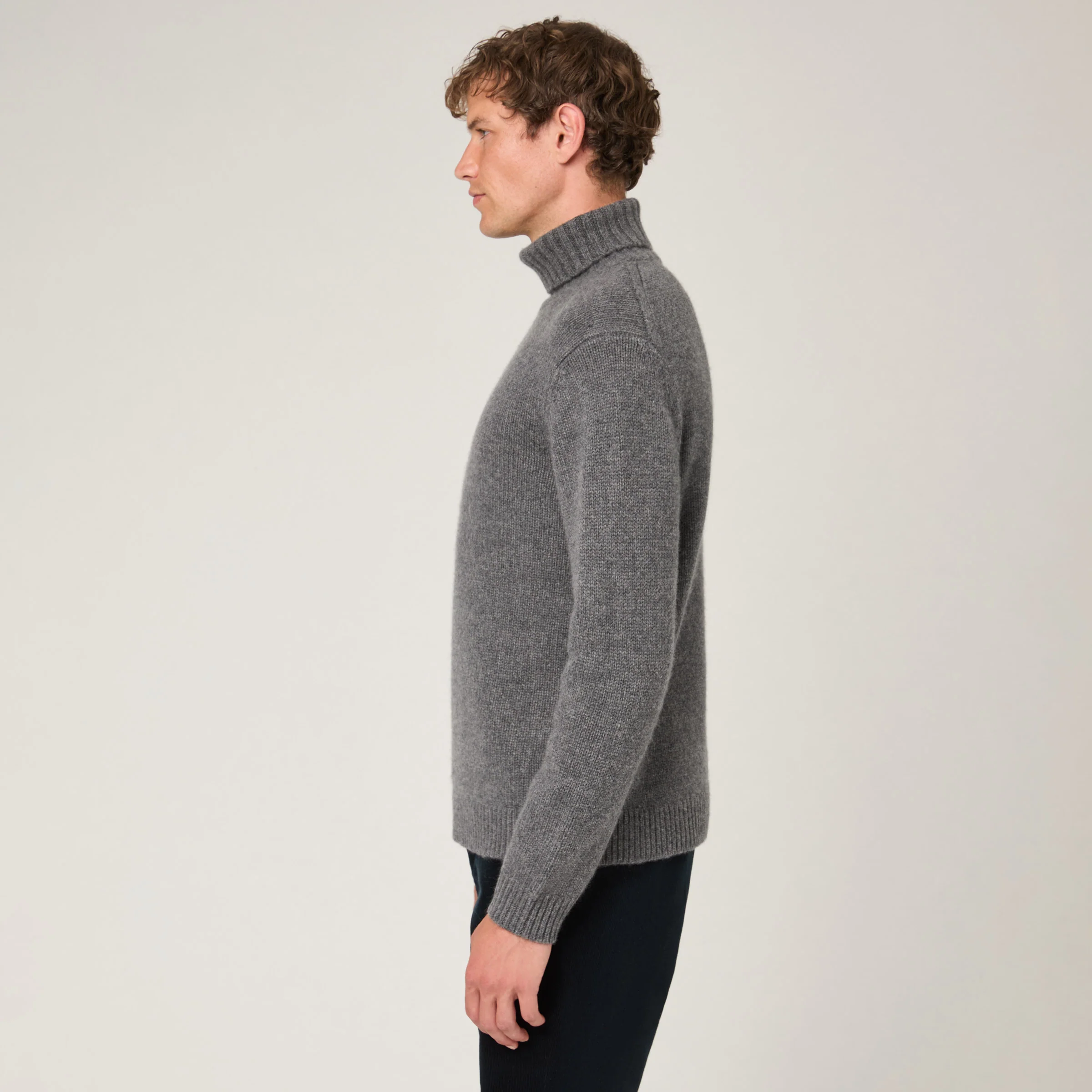 Men's Heavy Wool-Cashmere Roll Neck Sweater - Image 4