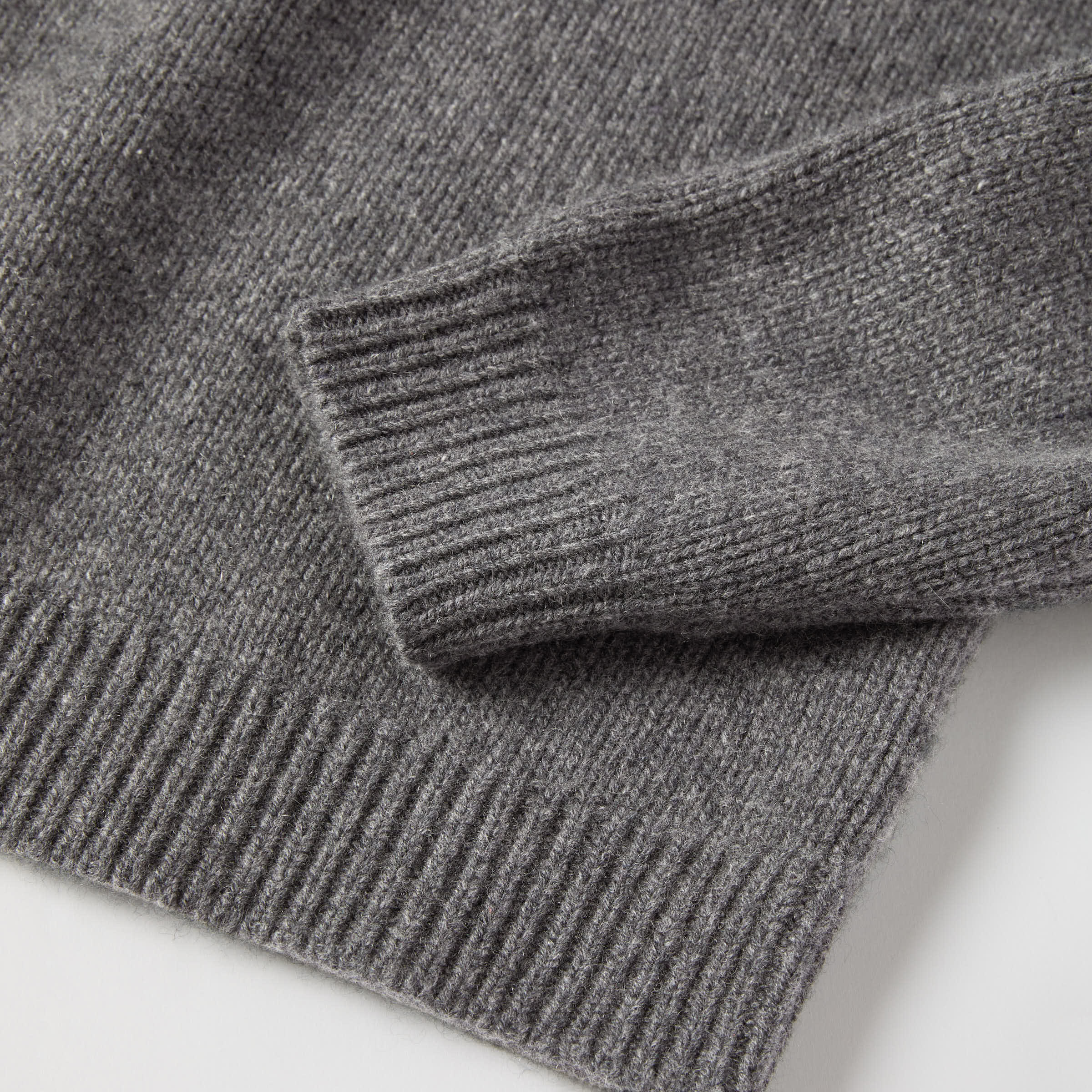 Men's Heavy Wool-Cashmere Roll Neck Sweater - Image 9