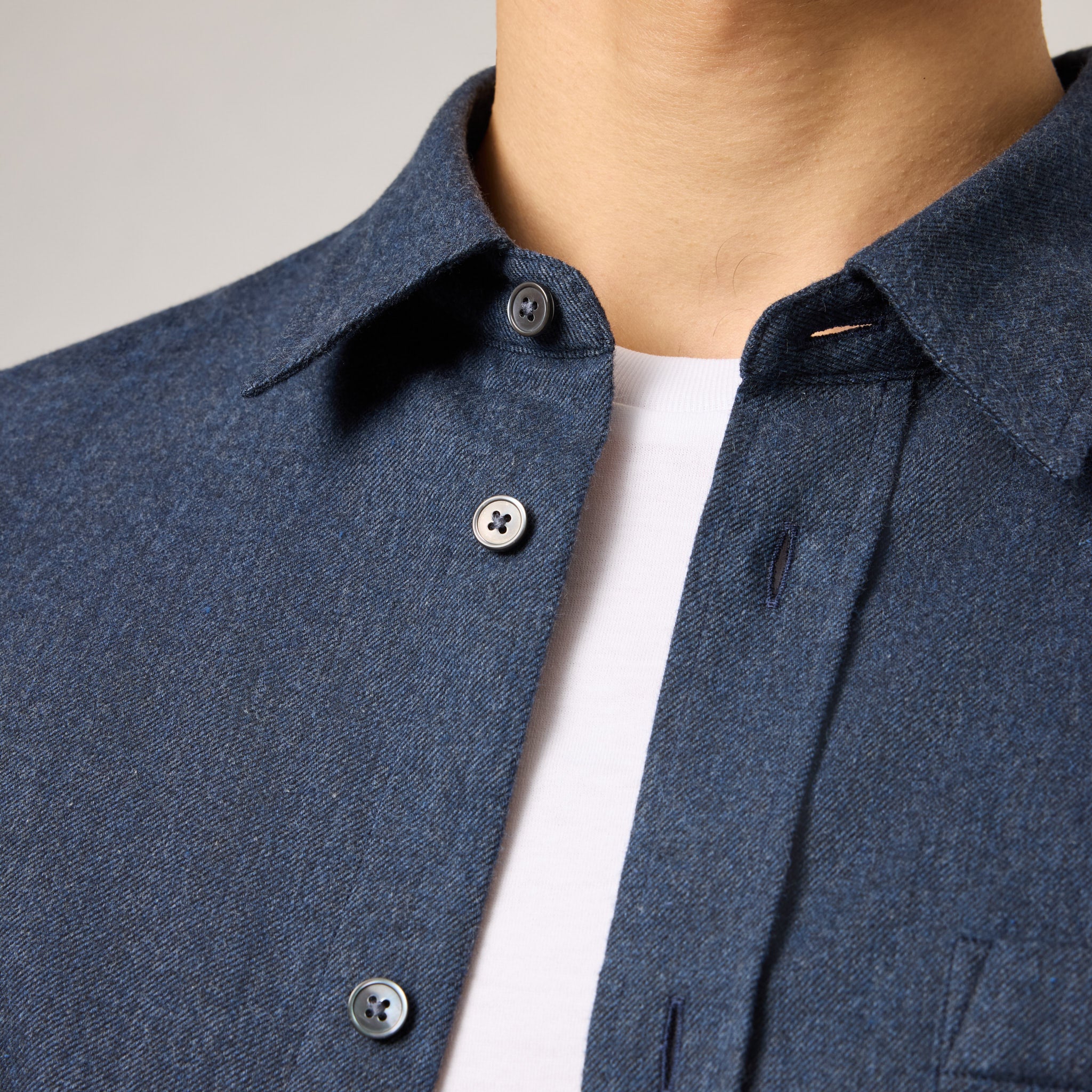 Men's Relaxed Cotton Flannel Shirt - Image 8