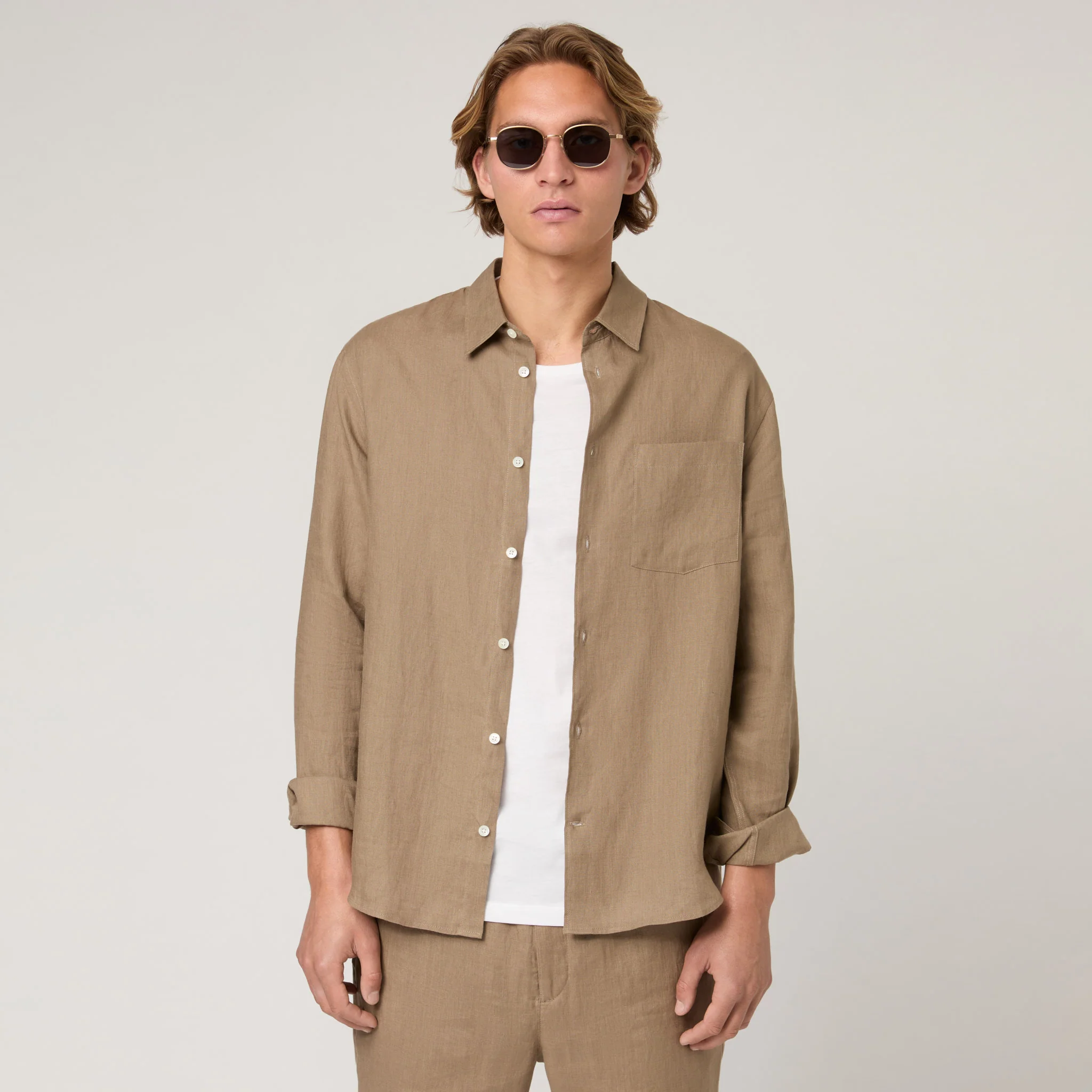 Men's Relaxed Linen Shirt - Image 17