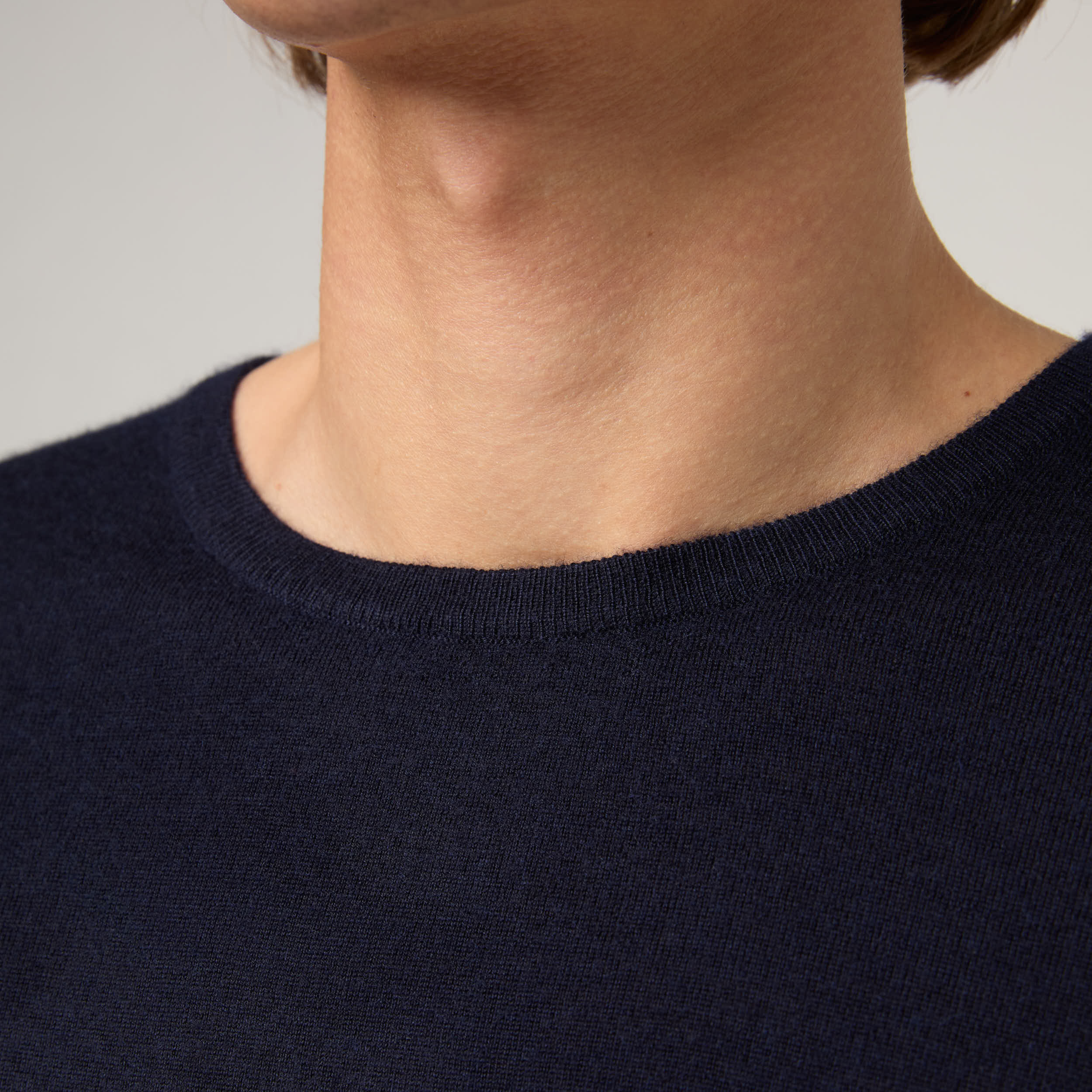 Men's Lightweight Cashmere T-Shirt - Image 12