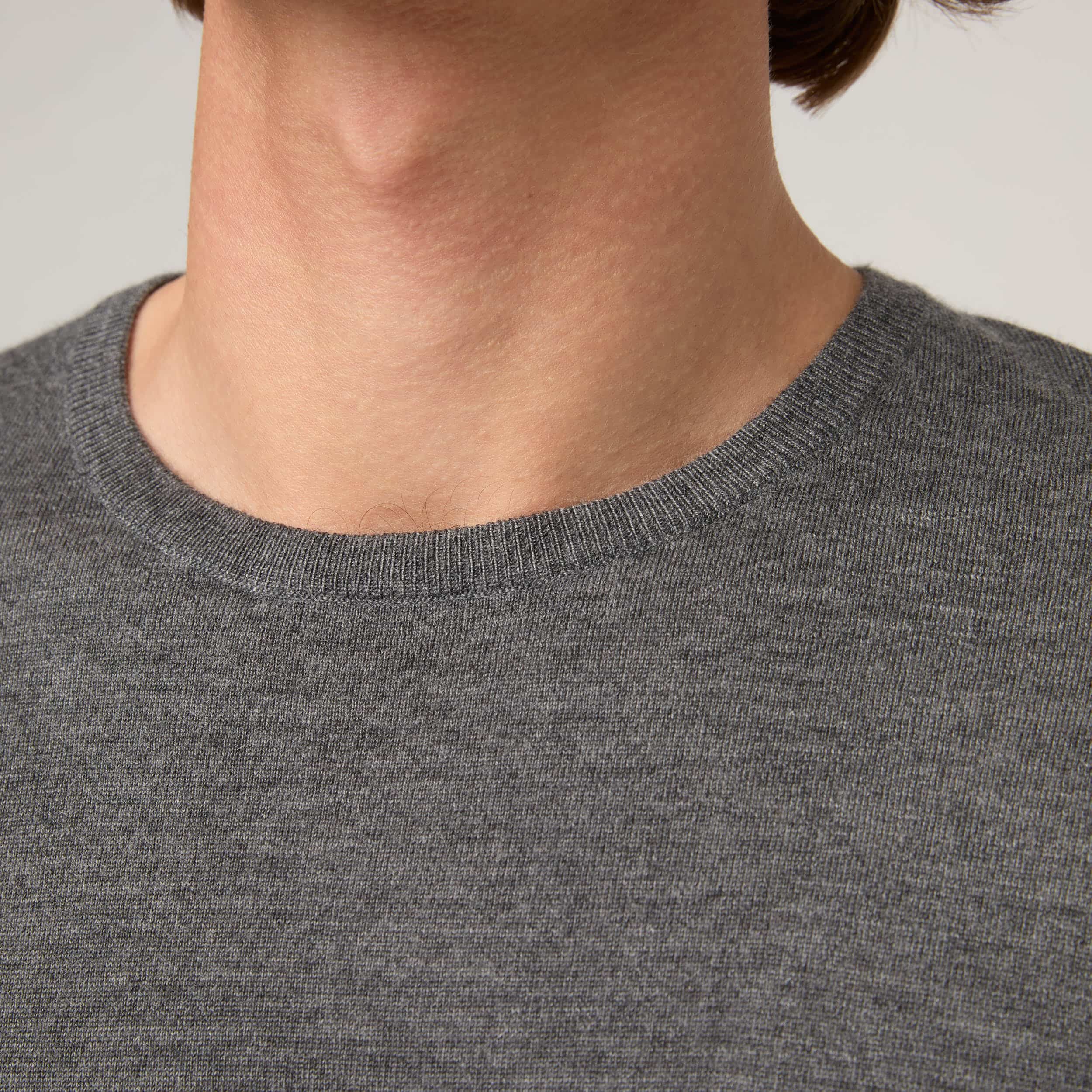 Men's Lightweight Cashmere T-Shirt - Image 6