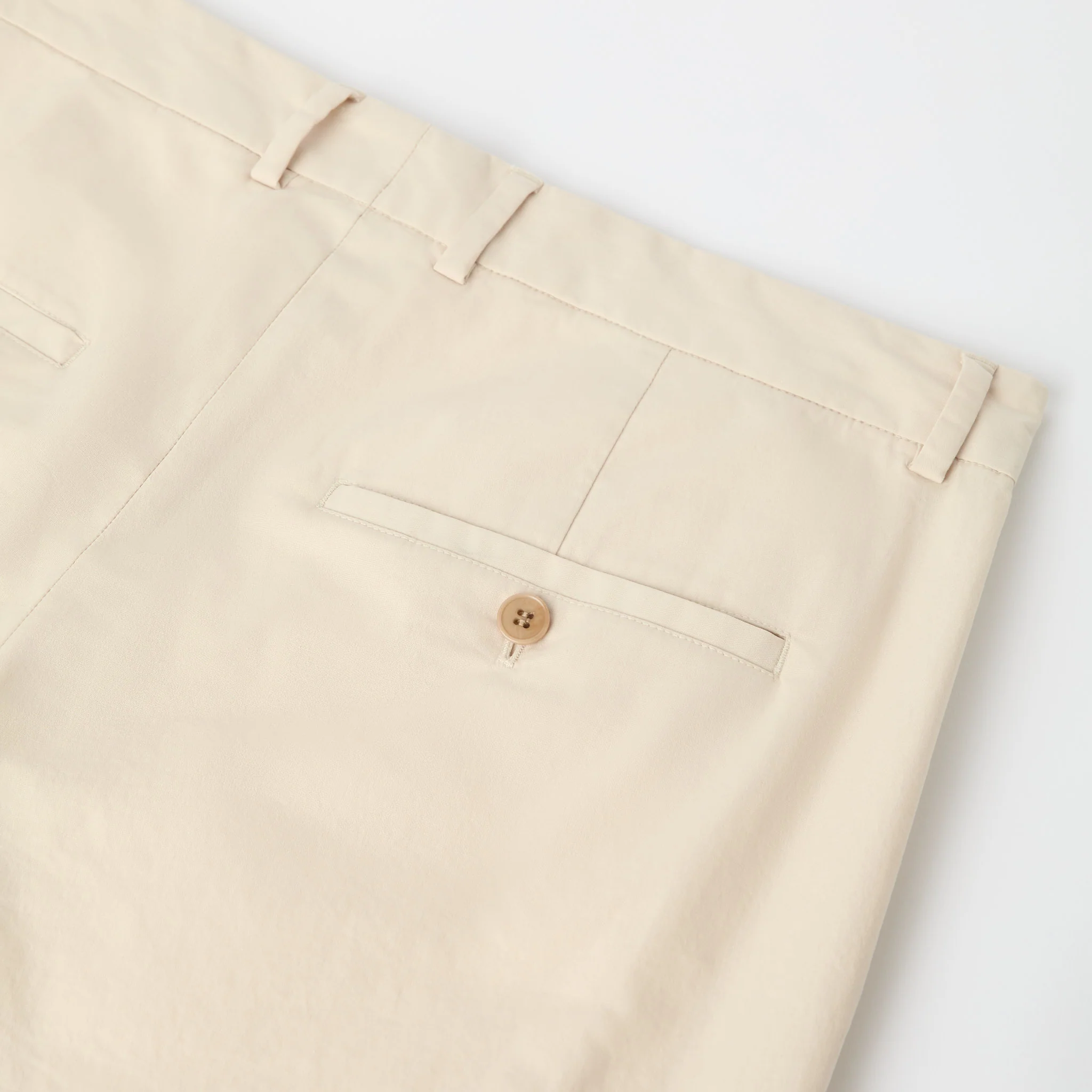 Men's Tapered Lightweight Cotton Chinos - Image 10