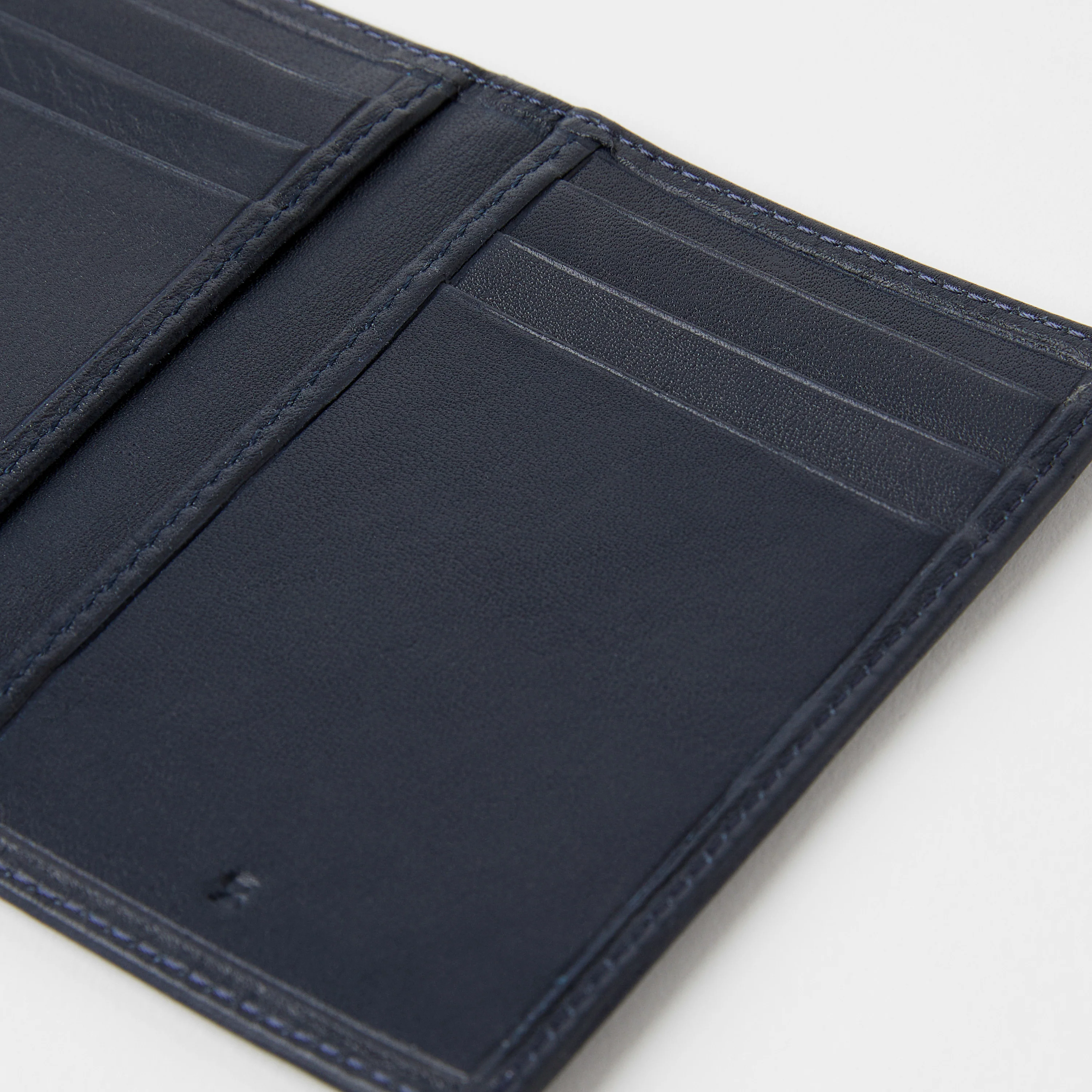 Nappa Leather Bifold Card Holder - Image 4