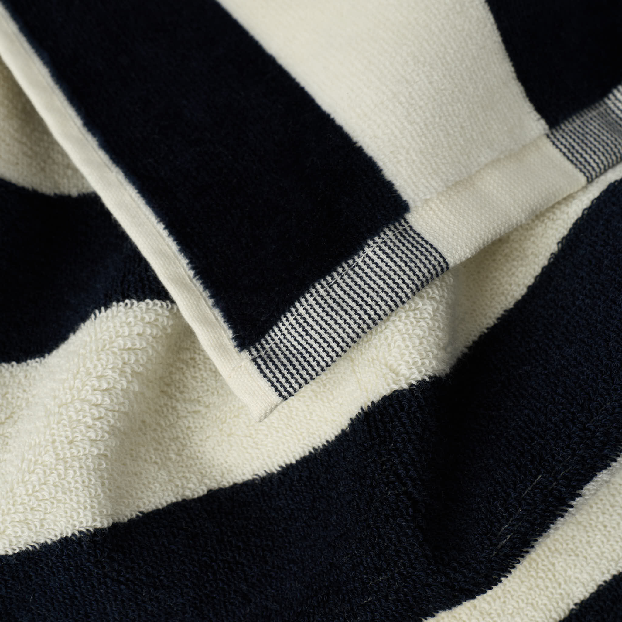 Organic Cotton Beach Towel - Image 9
