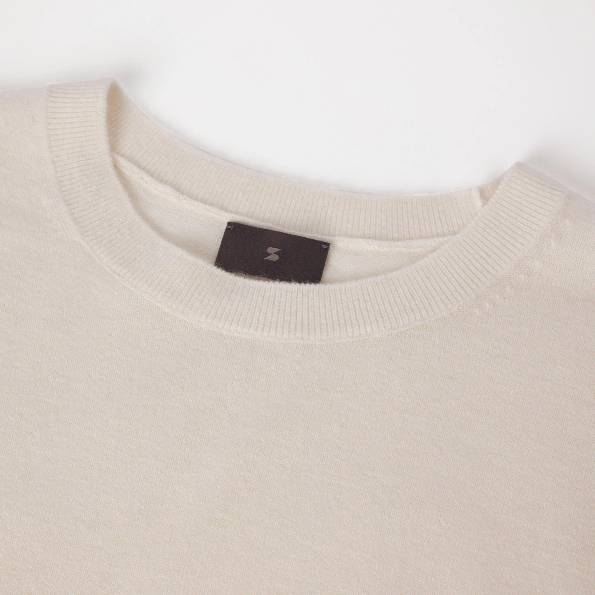 Women's Relaxed Cashmere Silk T-Shirt - Image 10