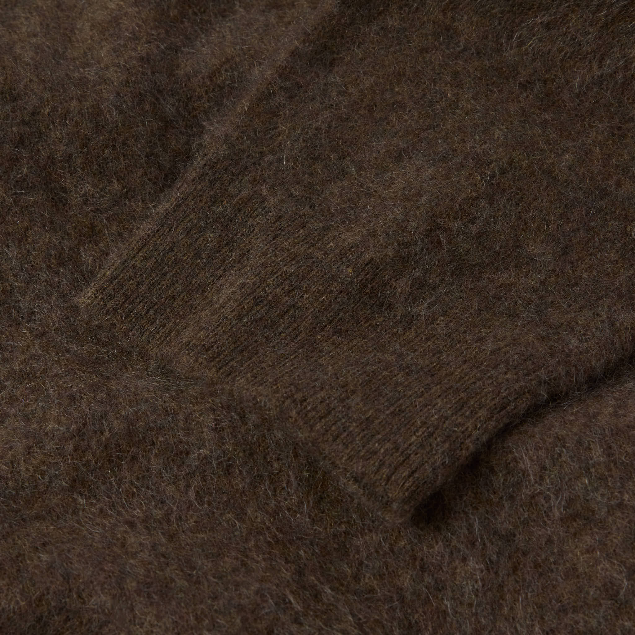Women's Brushed Cashmere Crewneck Sweater - Image 18