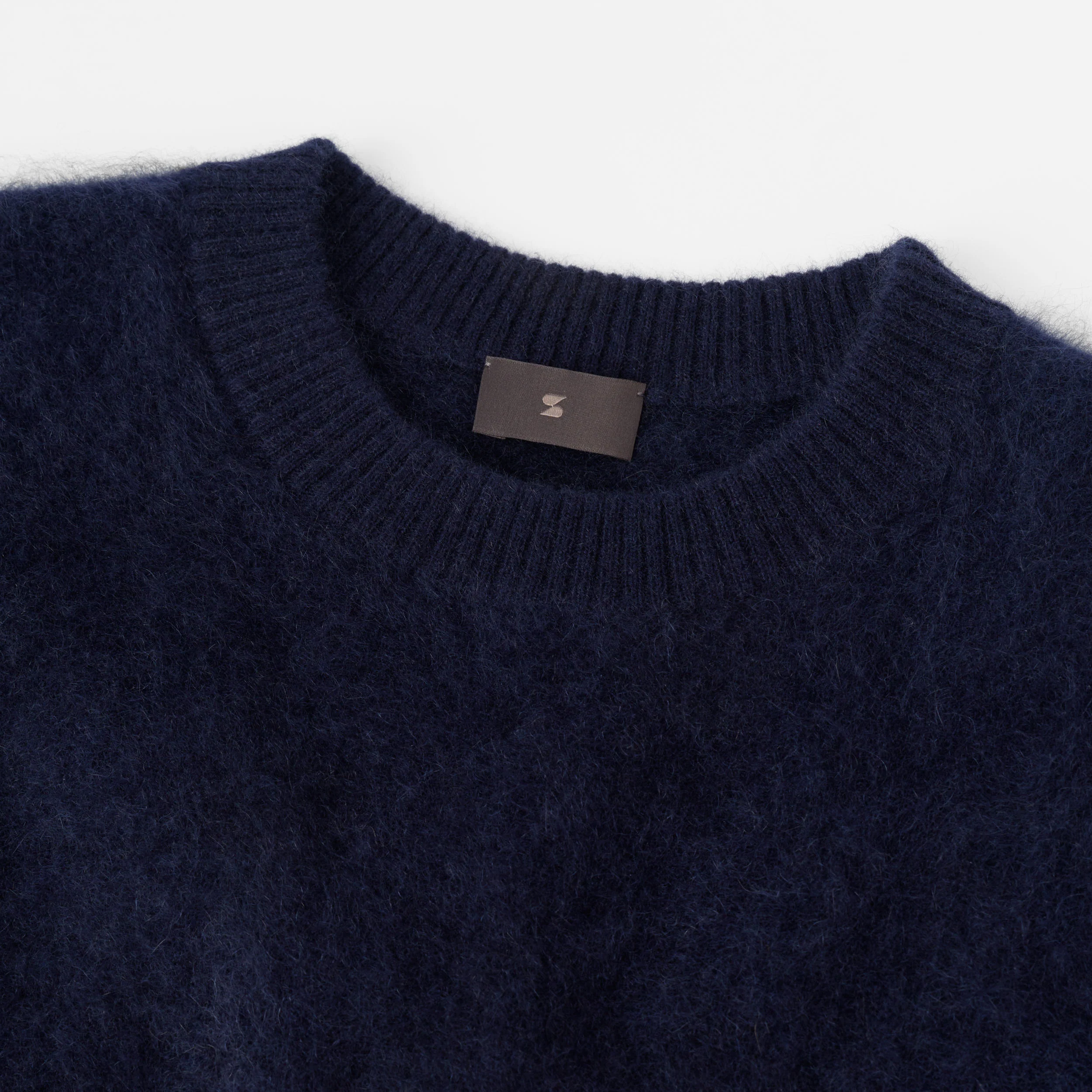 Women's Brushed Cashmere Crewneck Sweater - Image 33