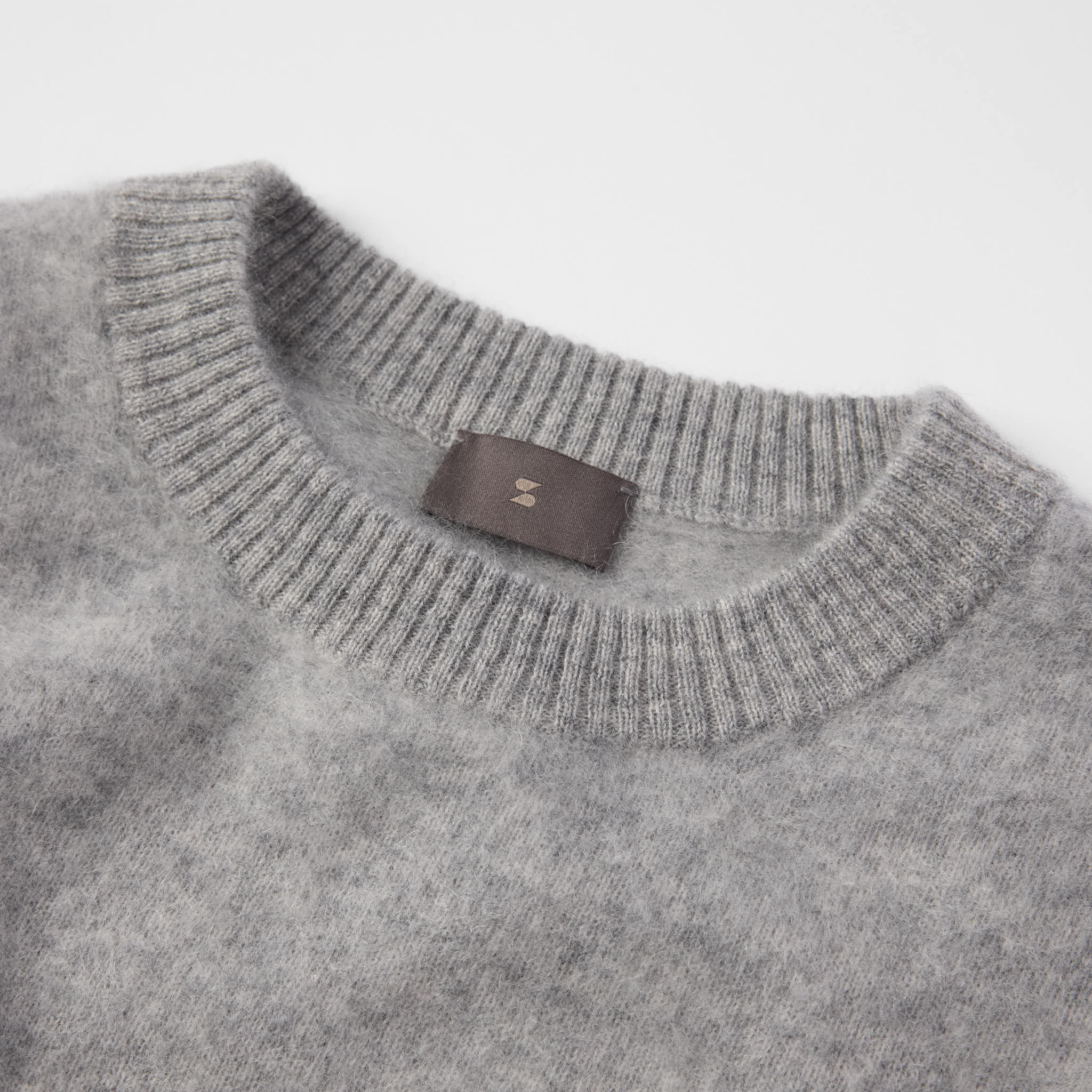 Women's Brushed Cashmere Crewneck Sweater - Image 5