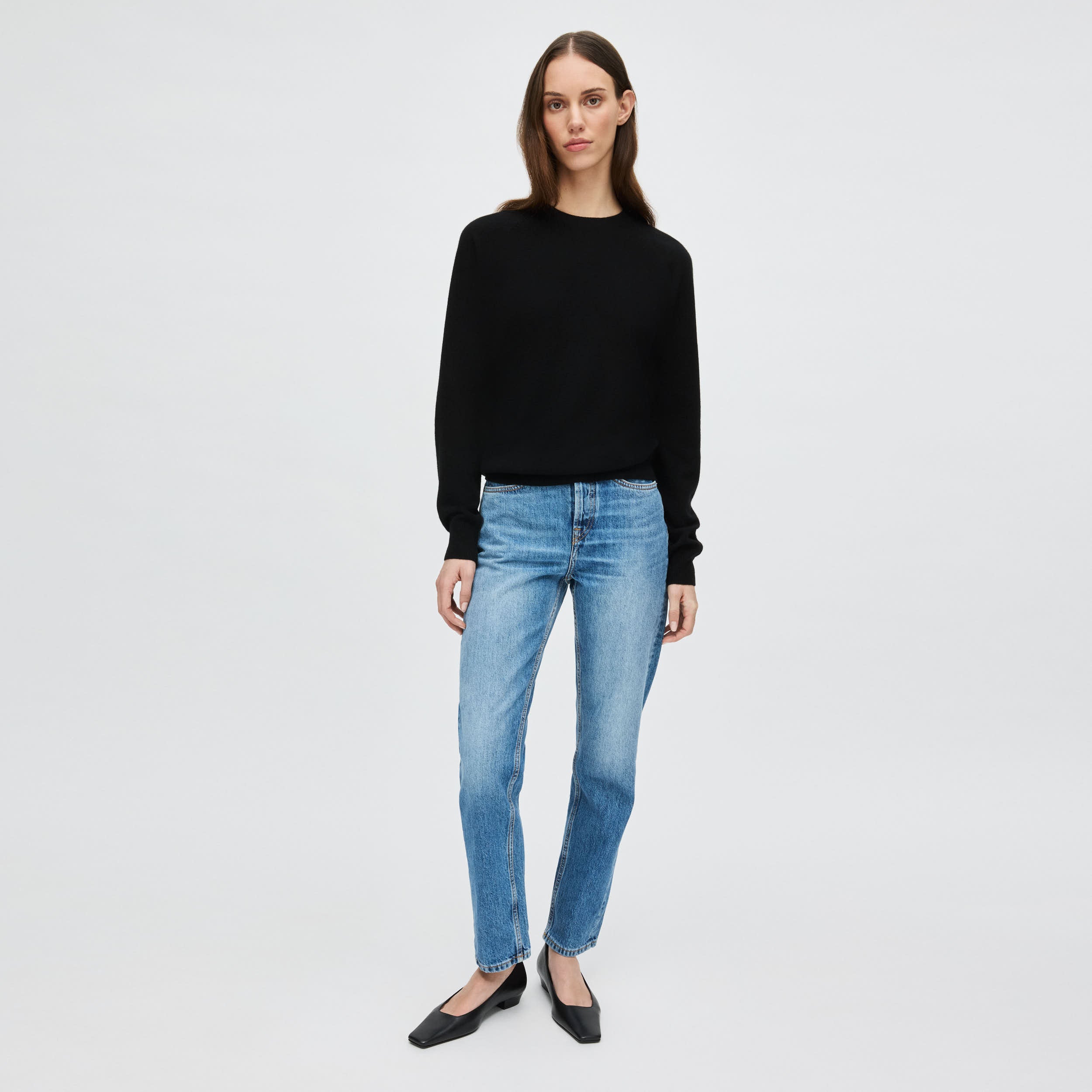 Women's Cashmere Crewneck Sweater - Image 10