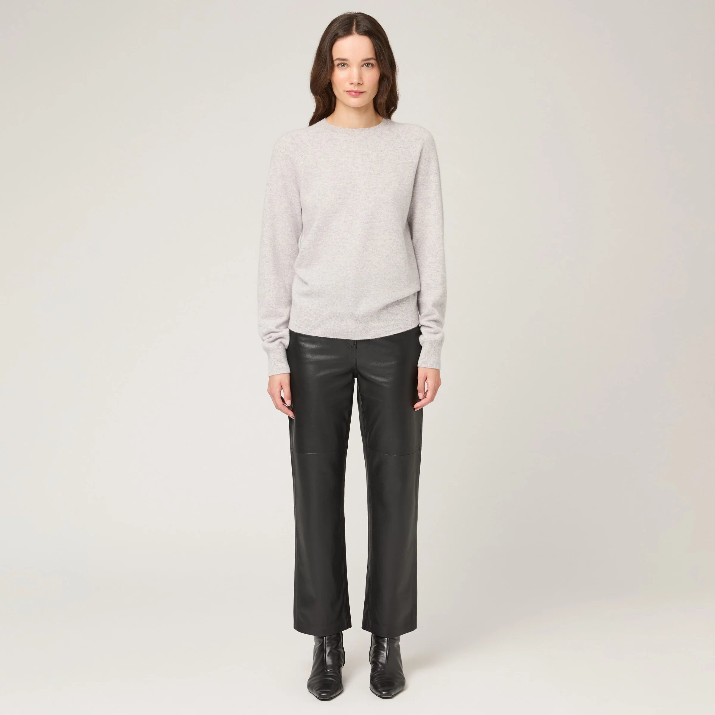 Women's Cashmere Crewneck Sweater - Image 2