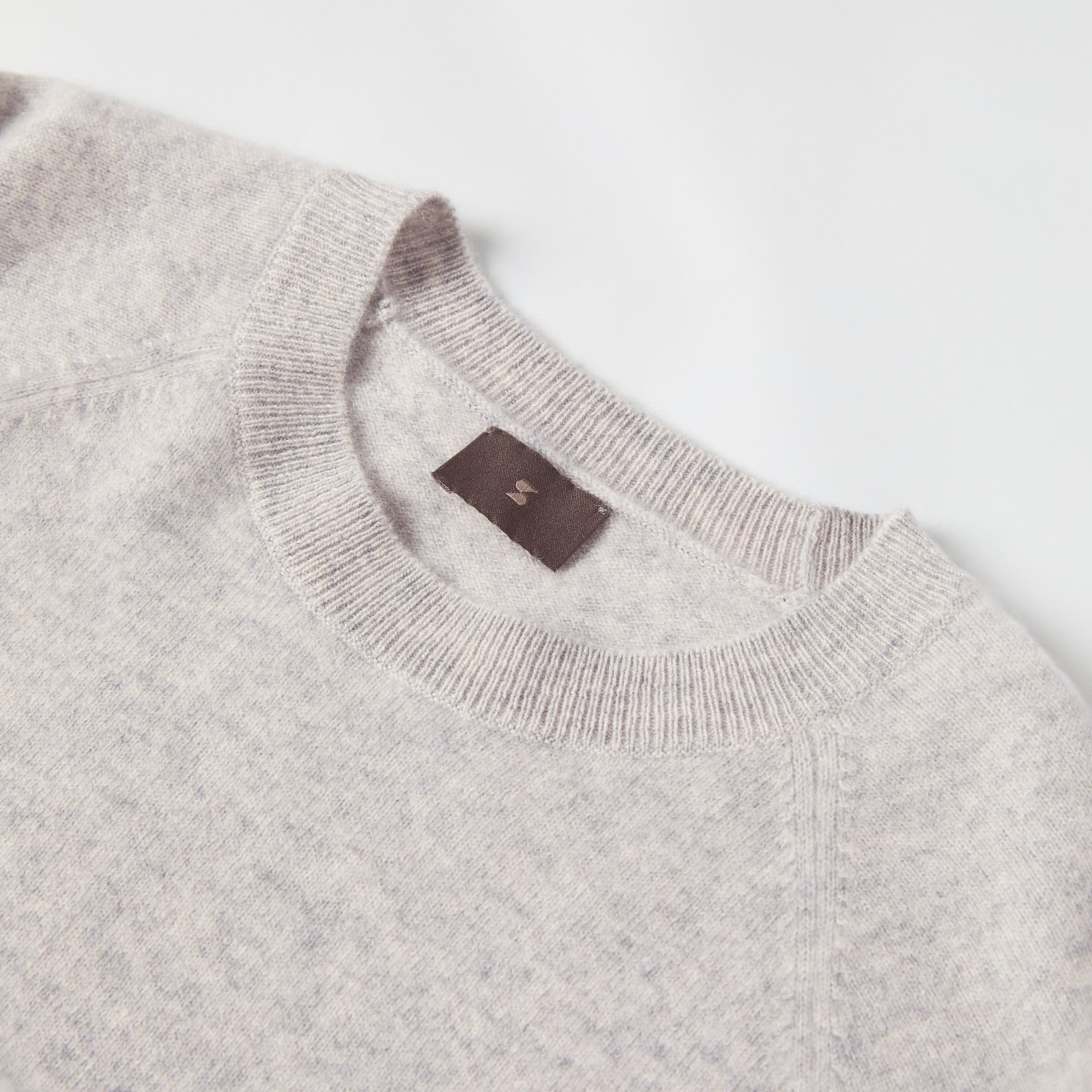 Women's Cashmere Crewneck Sweater - Image 7