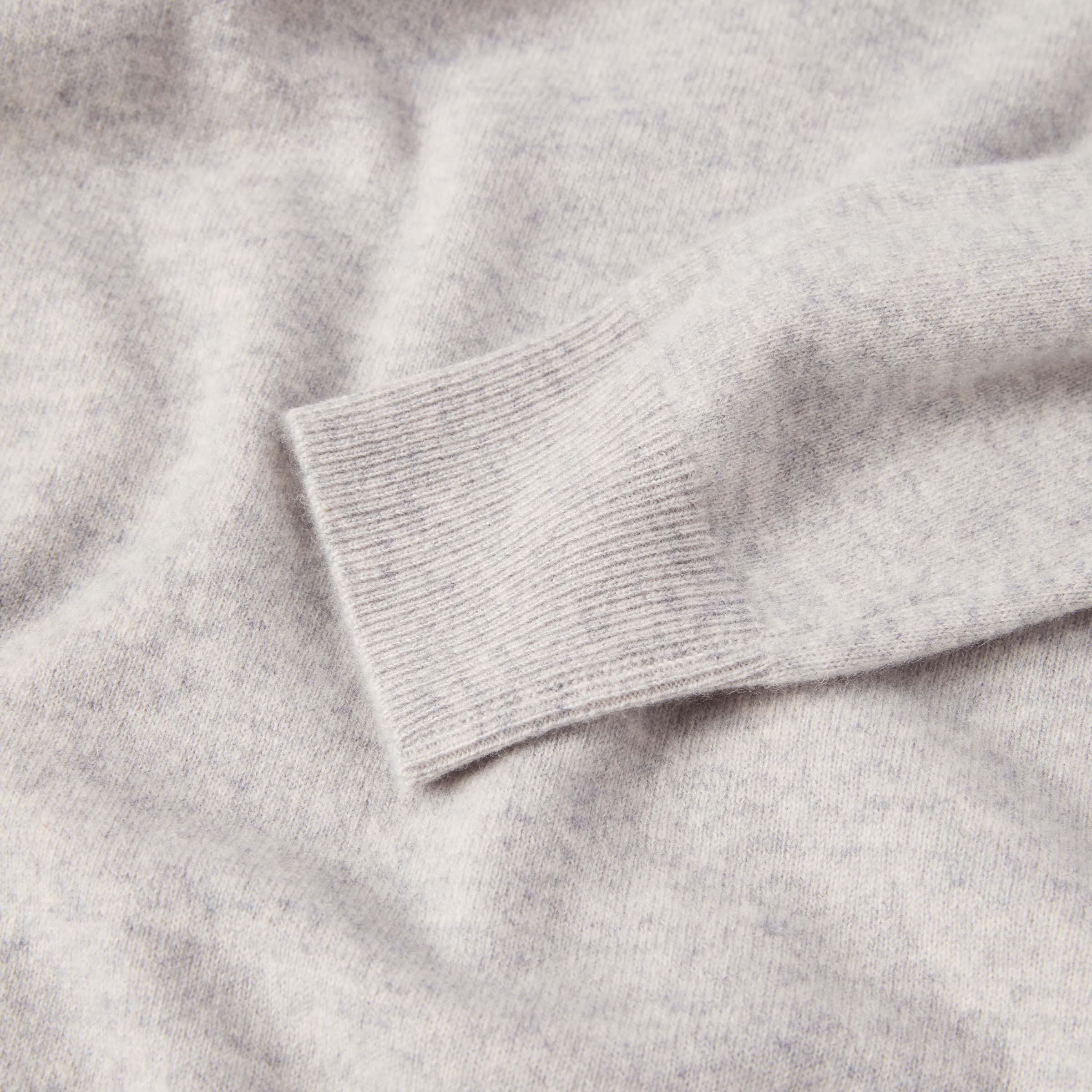 Women's Cashmere Crewneck Sweater - Image 8