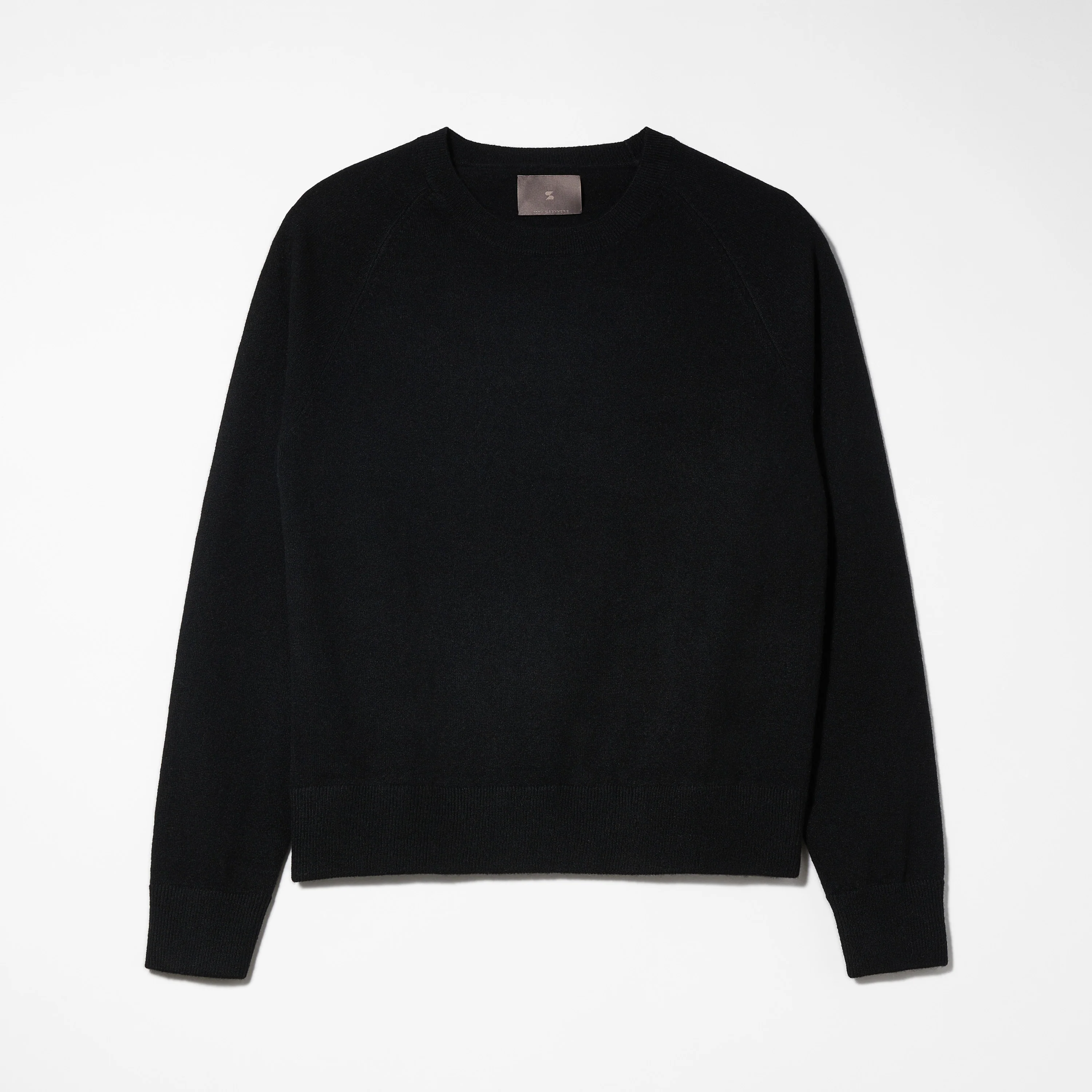 Women's Cashmere Crewneck Sweater - Image 9