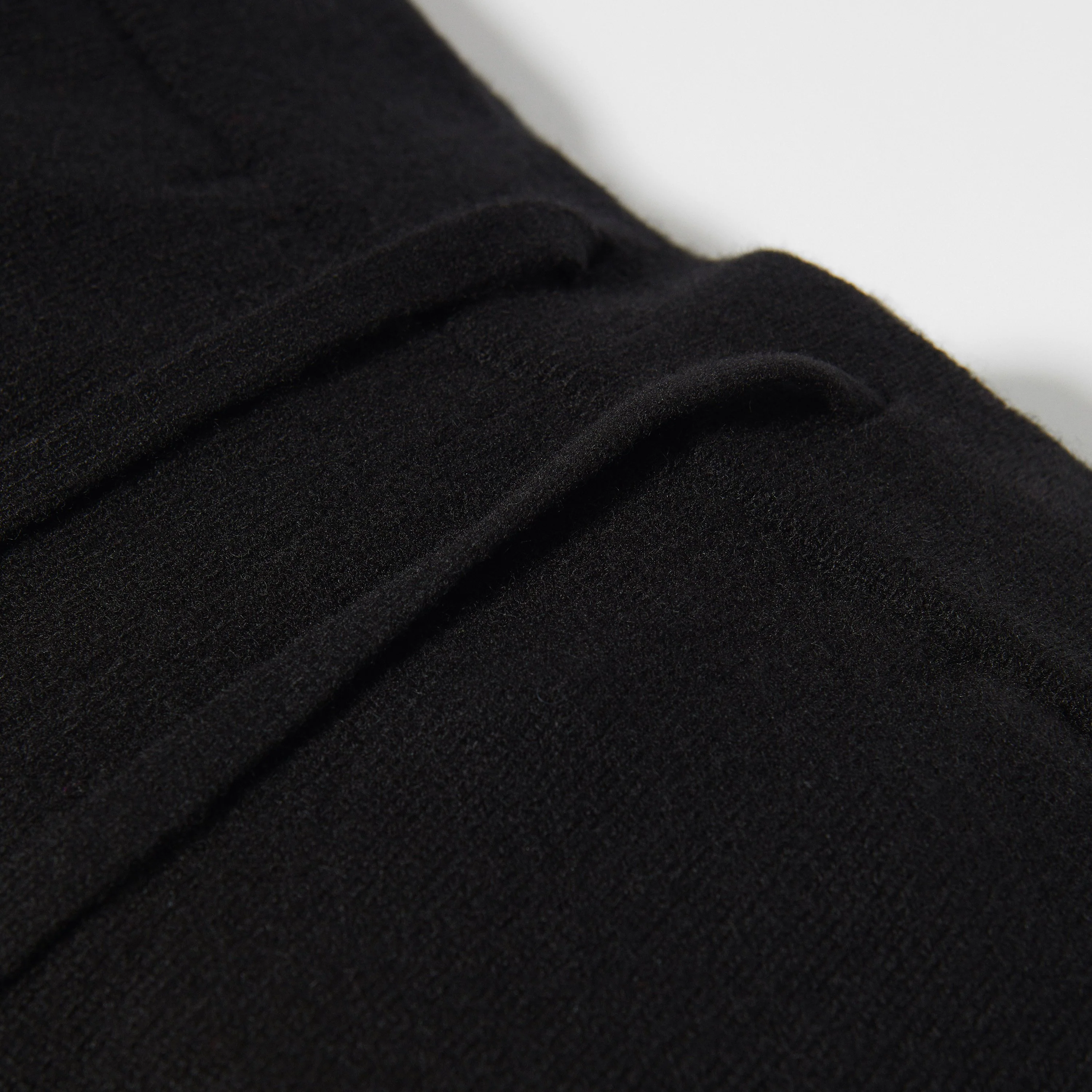 Women's Cashmere Joggers - Image 16