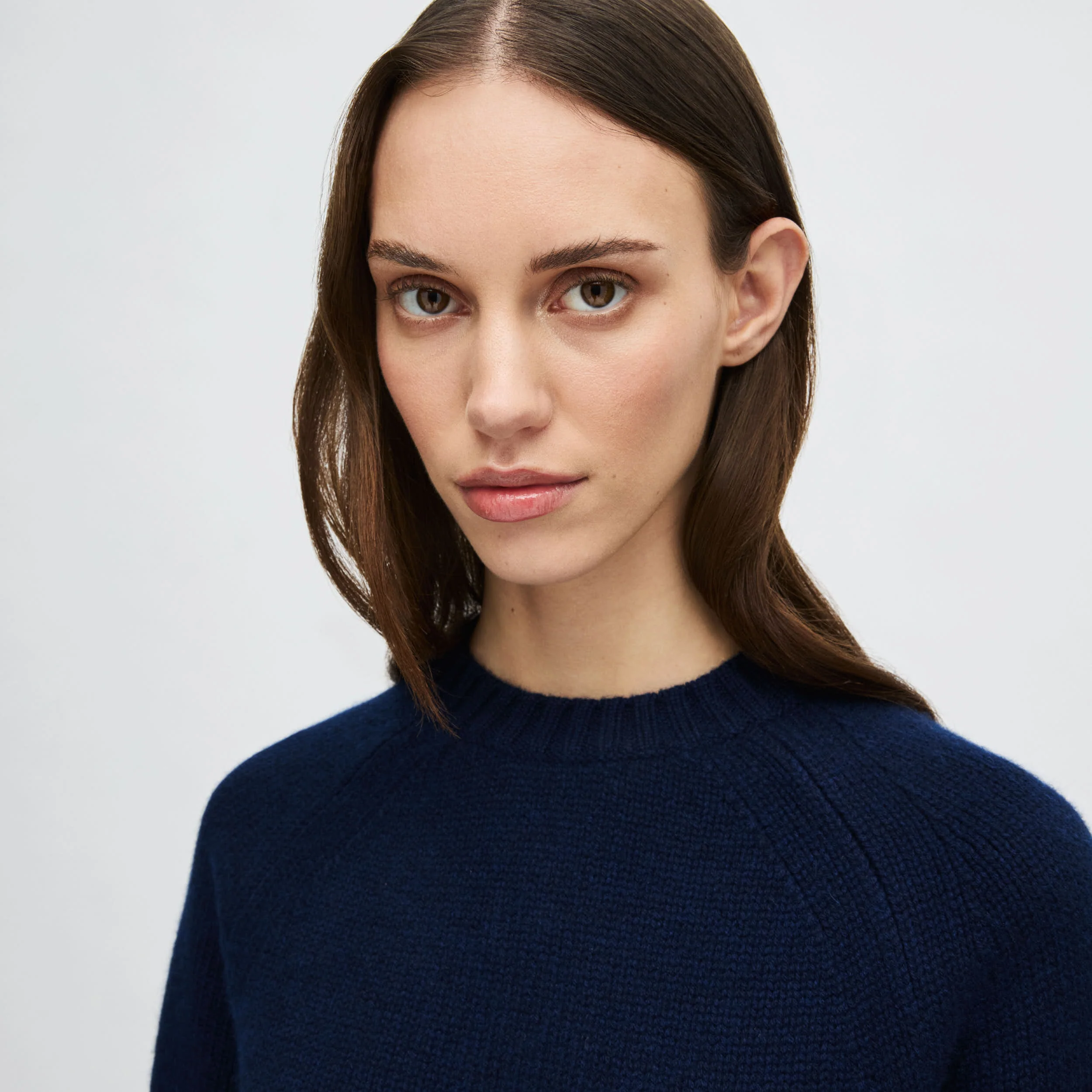 Women's Heavy Cashmere Sweater - Image 11