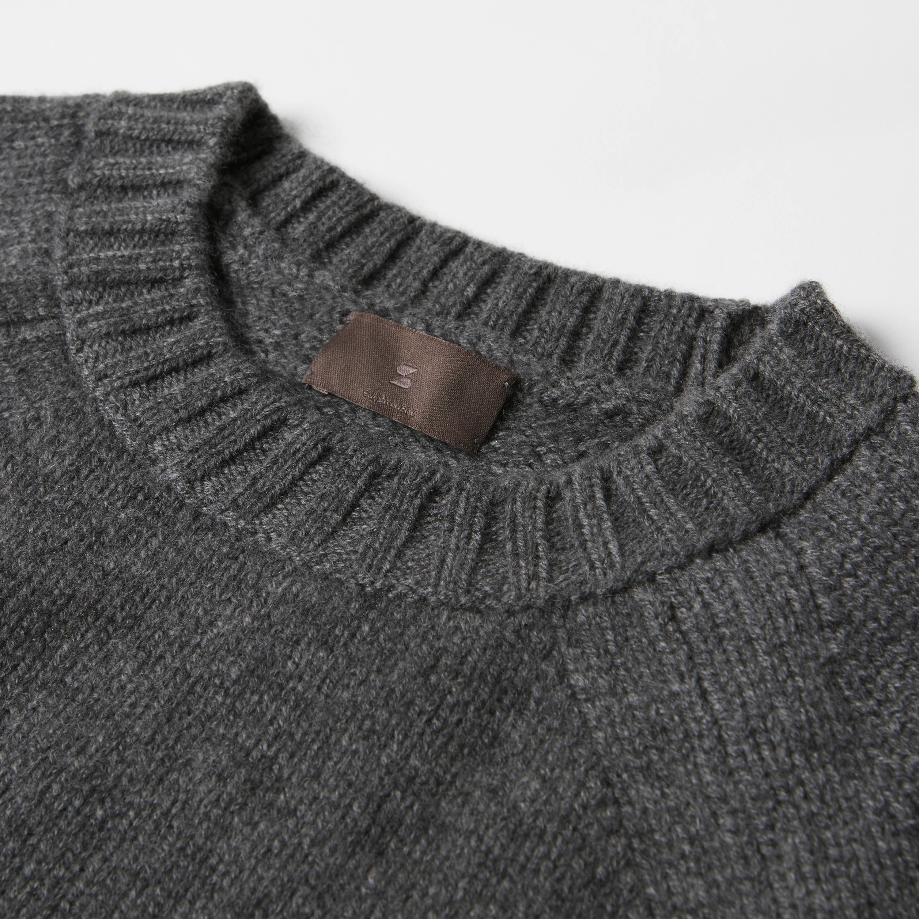 Women's Heavy Cashmere Sweater - Image 5
