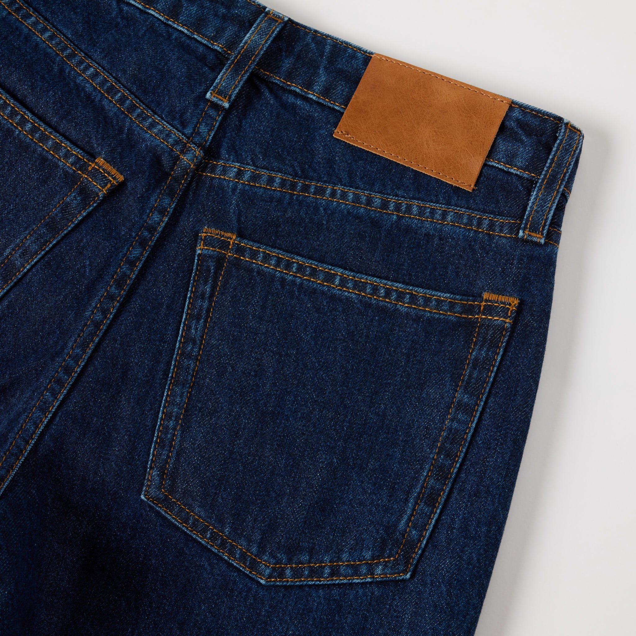 Women's High-Waisted Straight-Leg Denim - Image 10