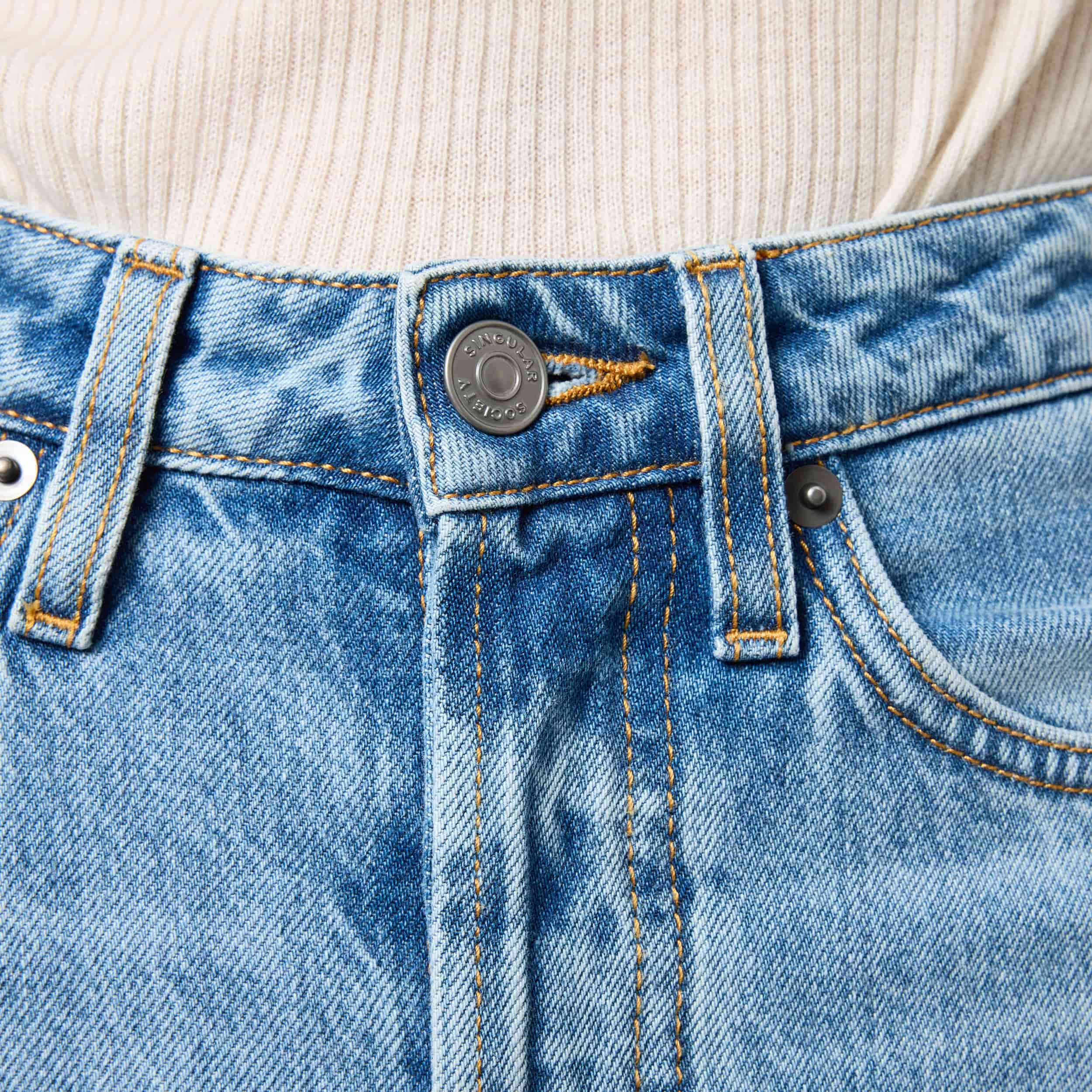 Women's High-Waisted Straight-Leg Denim - Image 8