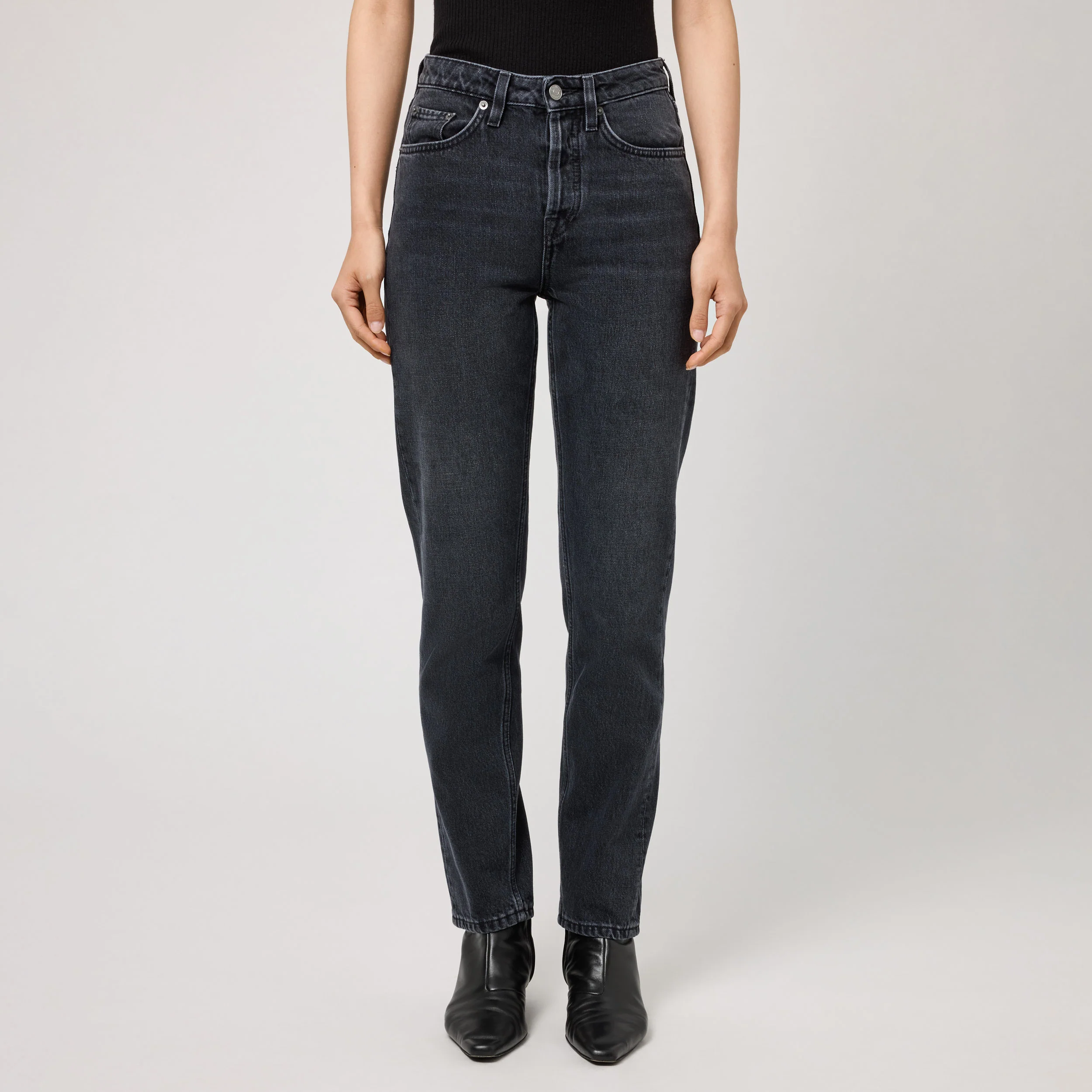 Women's High-Waisted Straight-Leg Denim - Image 3