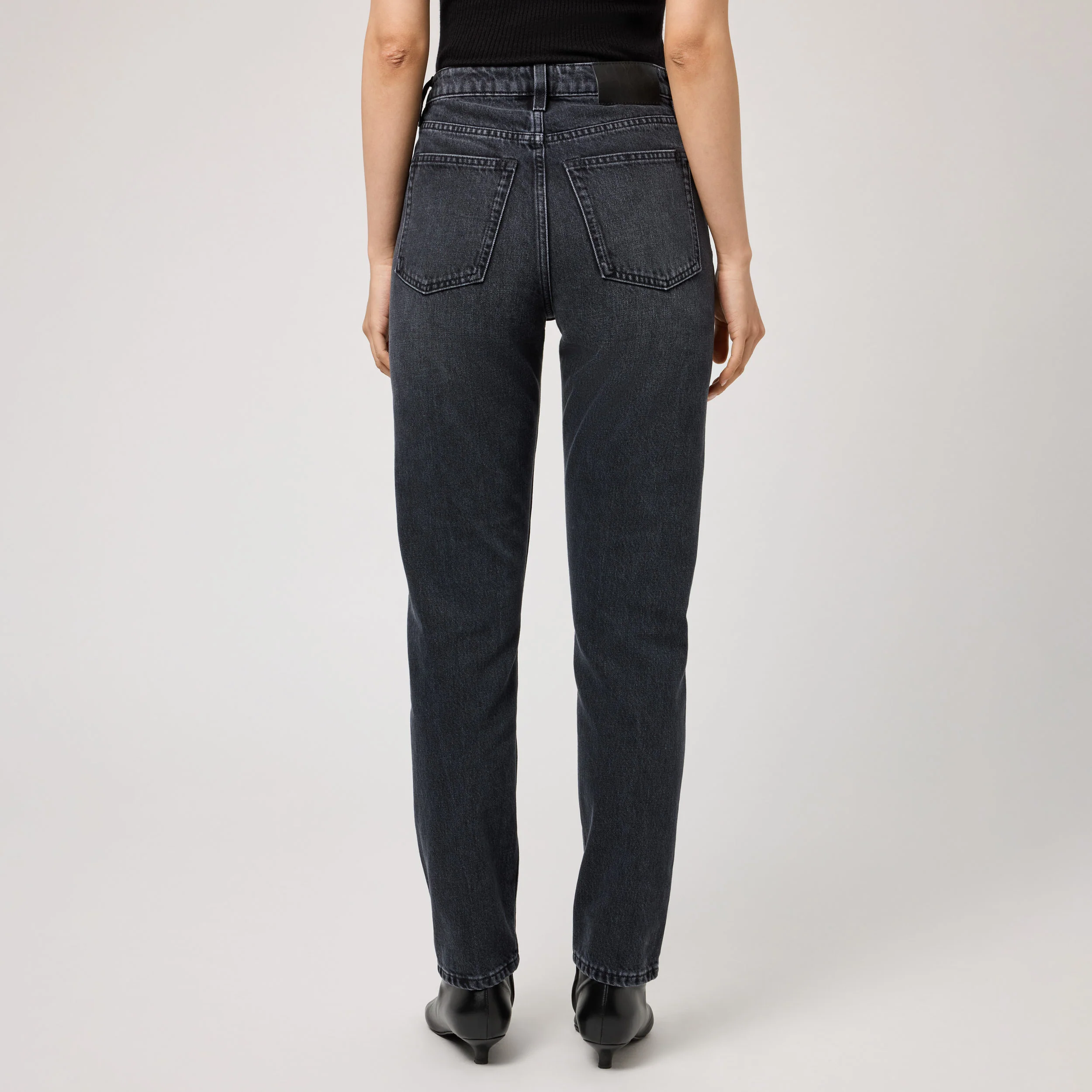 Women's High-Waisted Straight-Leg Denim - Image 5