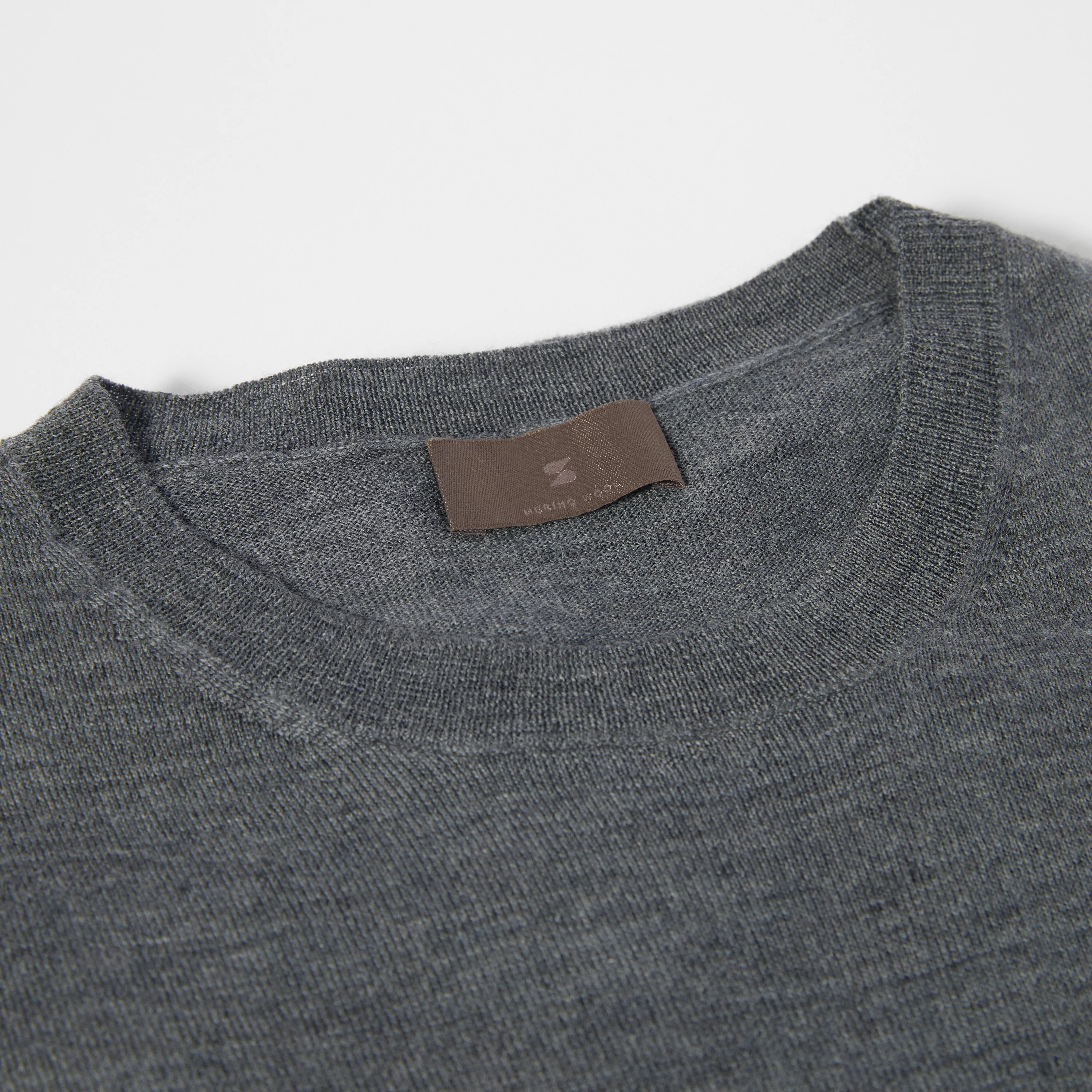 Women's Merino Ultra-Thin Crew Neck - Image 3