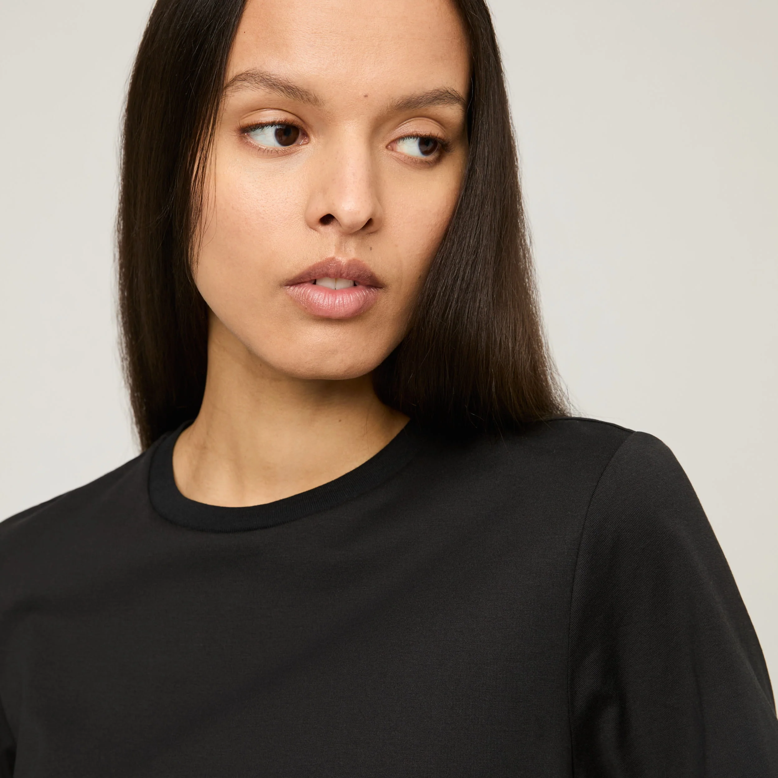 Women's Organic Cotton T-shirt - Image 12