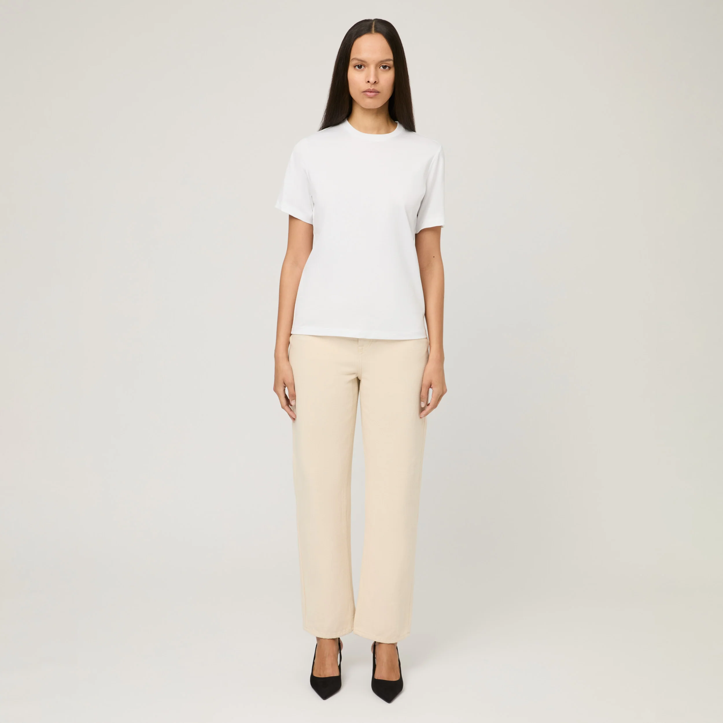 Women's Organic Cotton T-shirt - Image 2