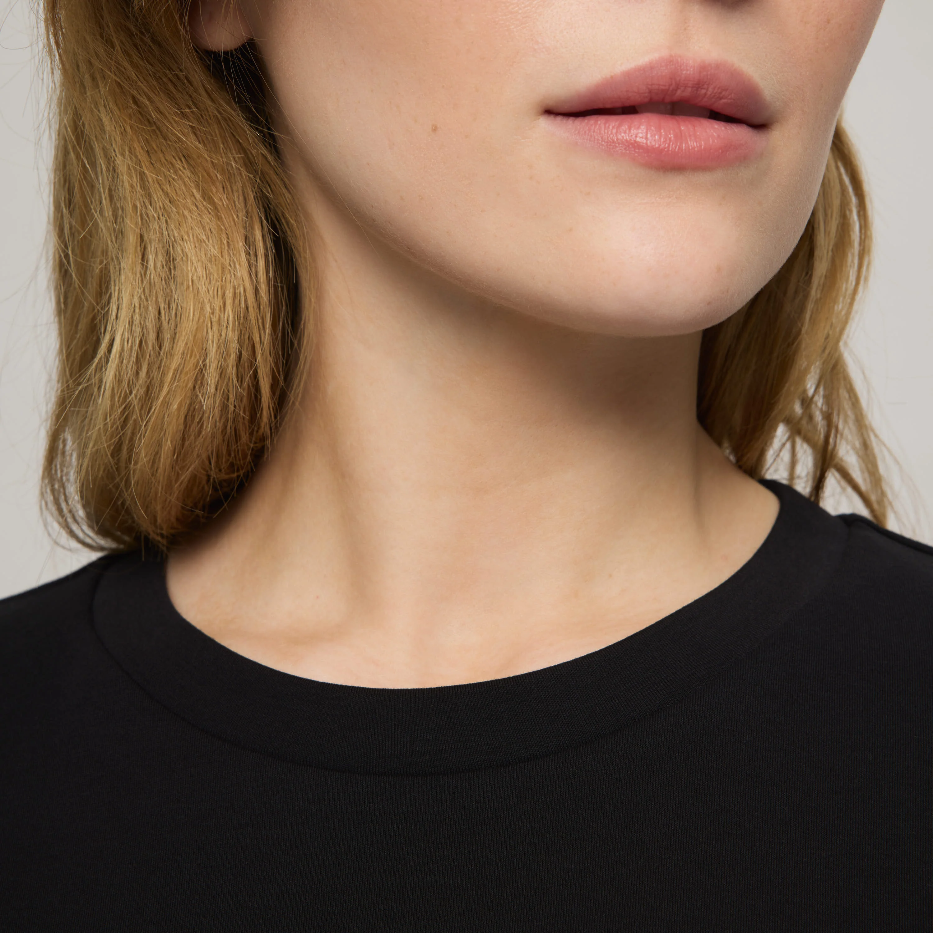 Women's Oversized T-shirt - Image 11