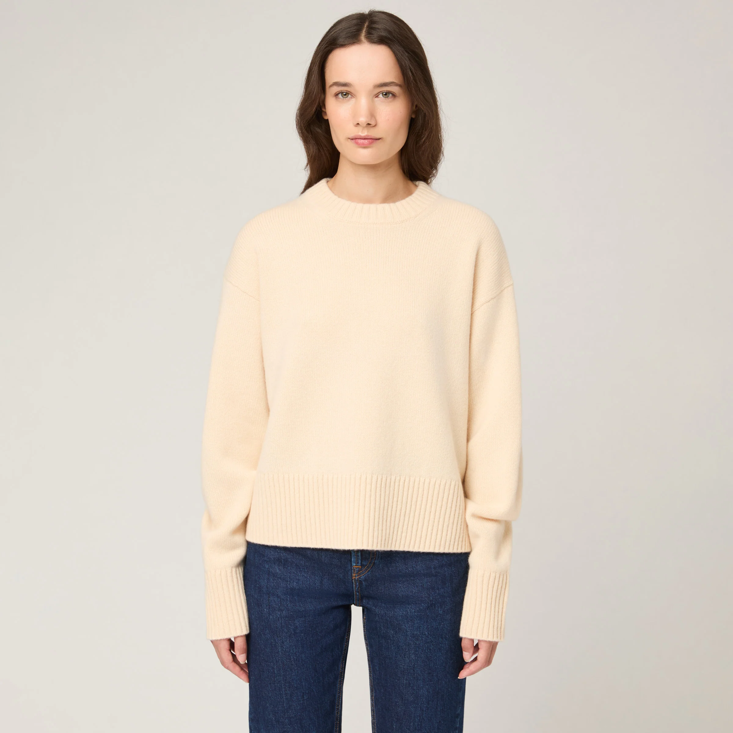 Women's Relaxed Cashmere Crewneck - Image 12