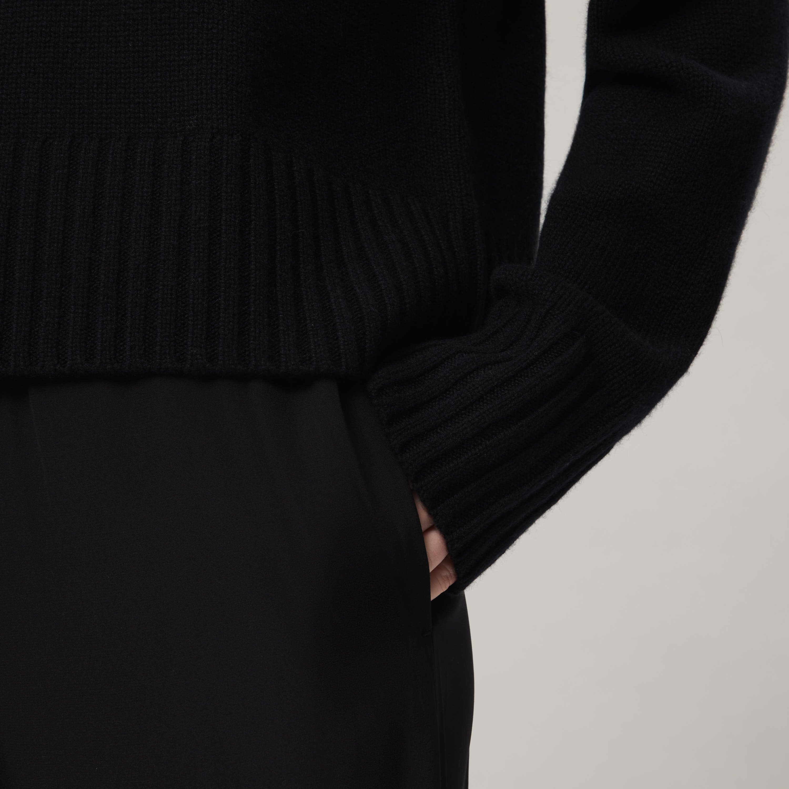 Women's Relaxed Cashmere Crewneck - Image 20