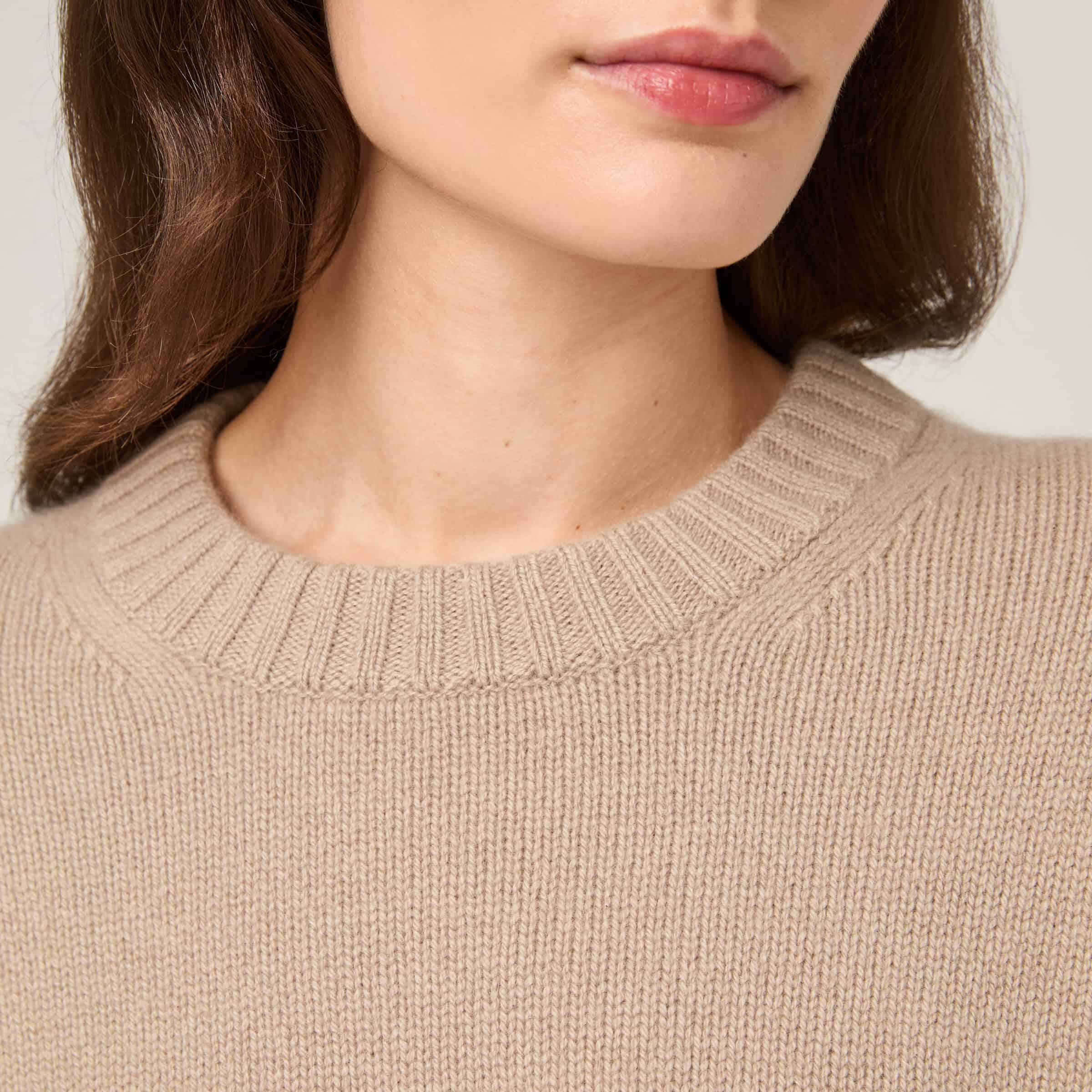 Women's Relaxed Cashmere Crewneck - Image 7