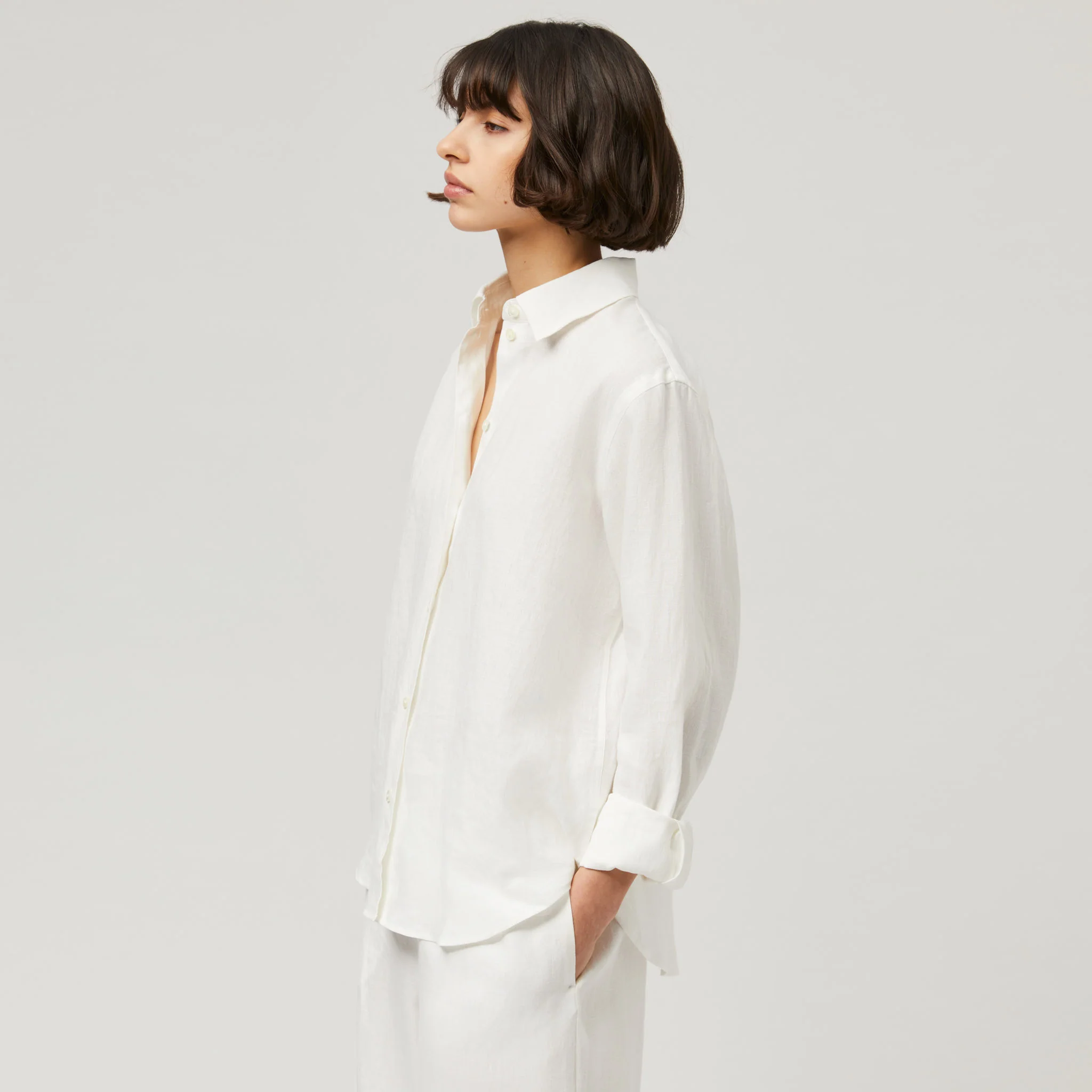 Women's Relaxed Linen Shirt - Image 5