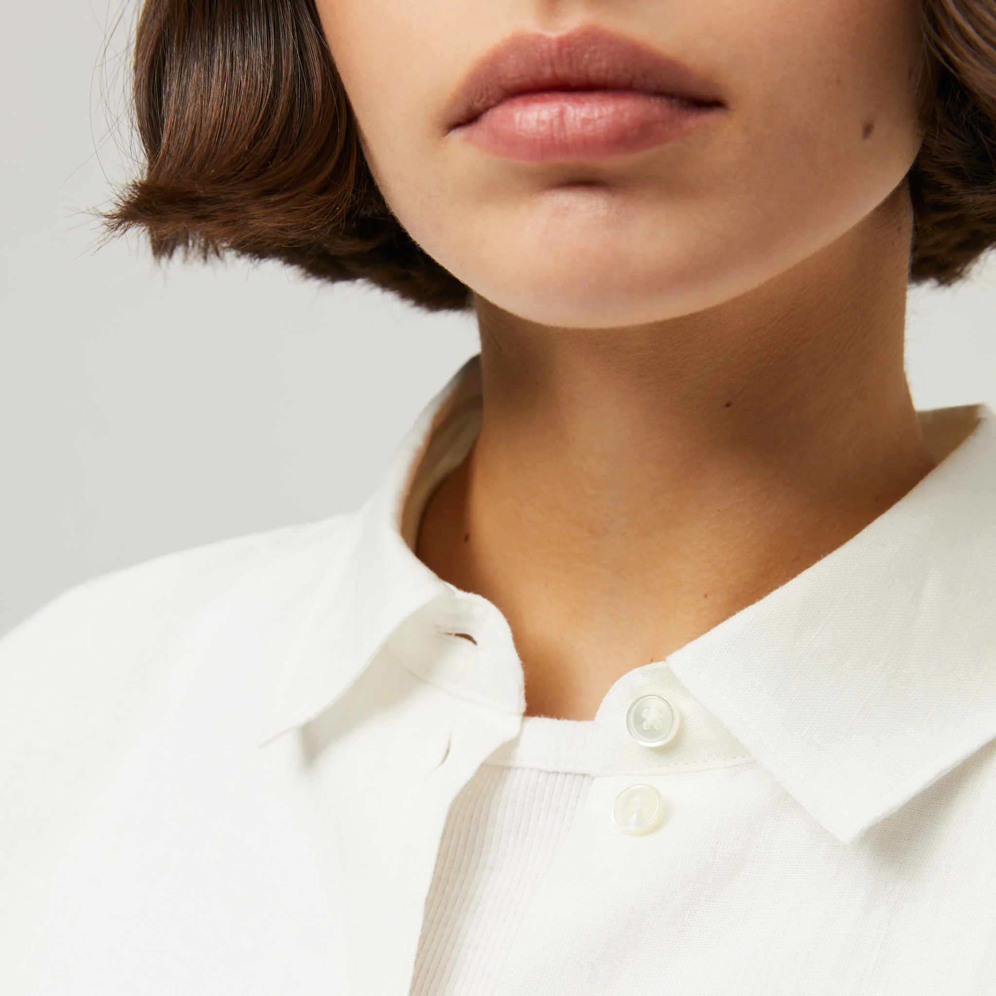 Women's Relaxed Linen Shirt - Image 7