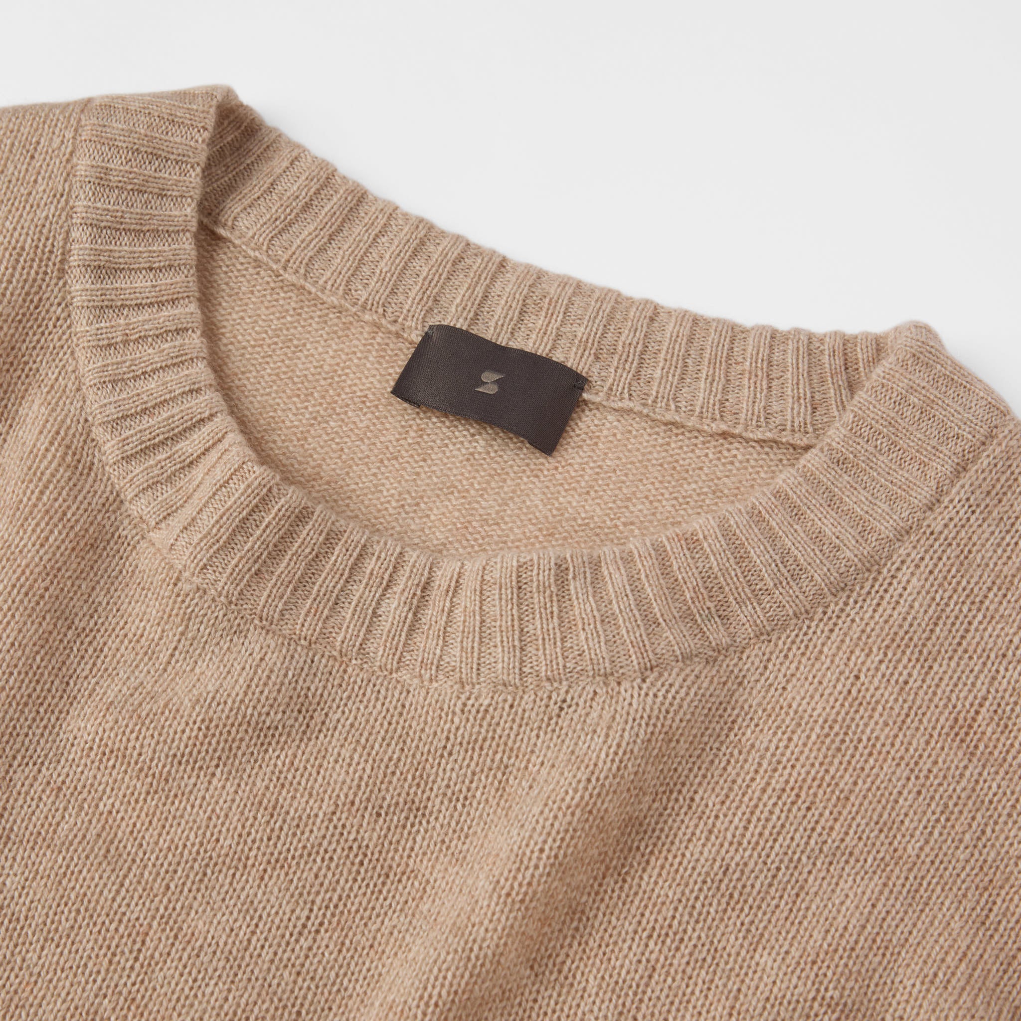 Women's Relaxed Silk-Cashmere Sweater - Image 13