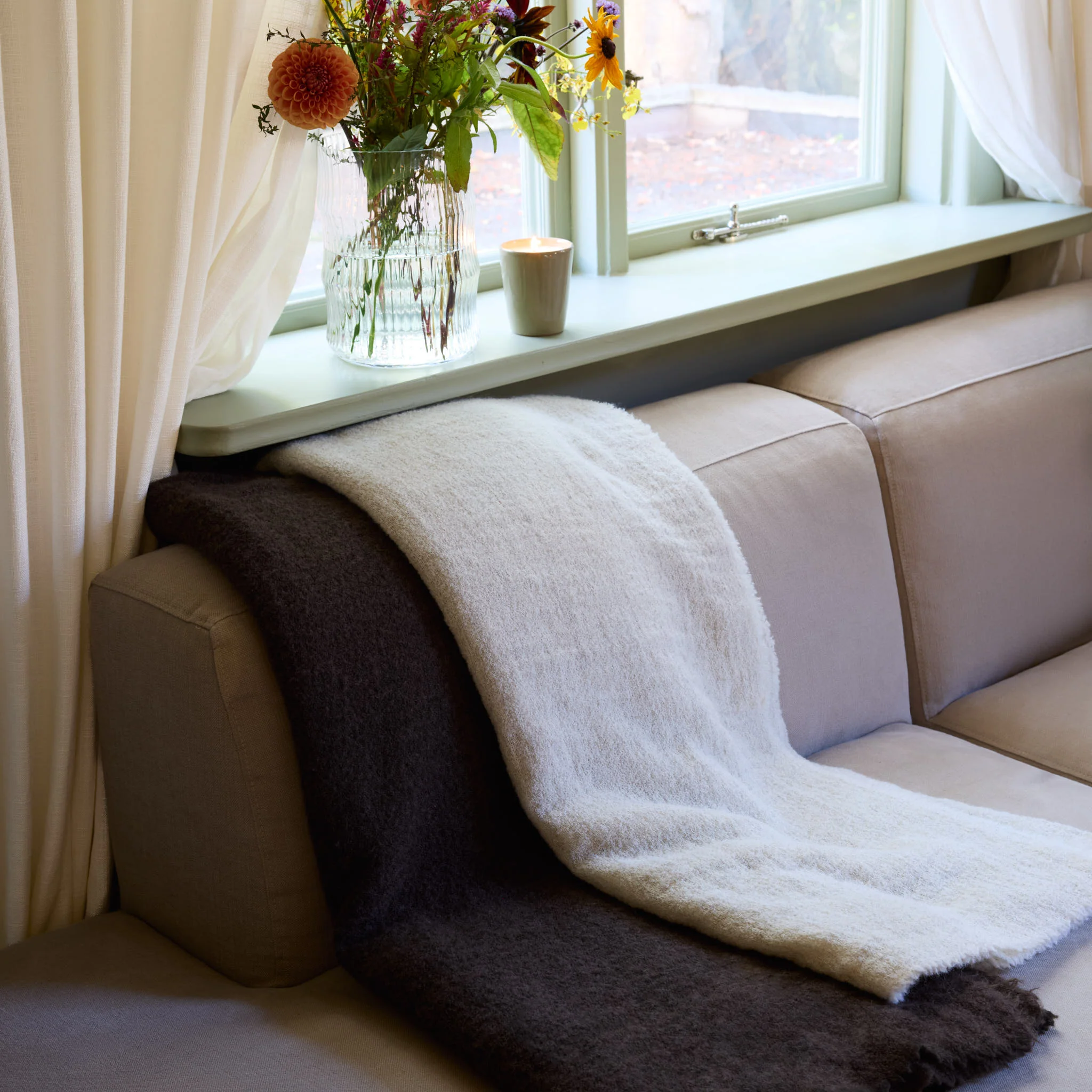 Wool-Alpaca Throw - Image 7
